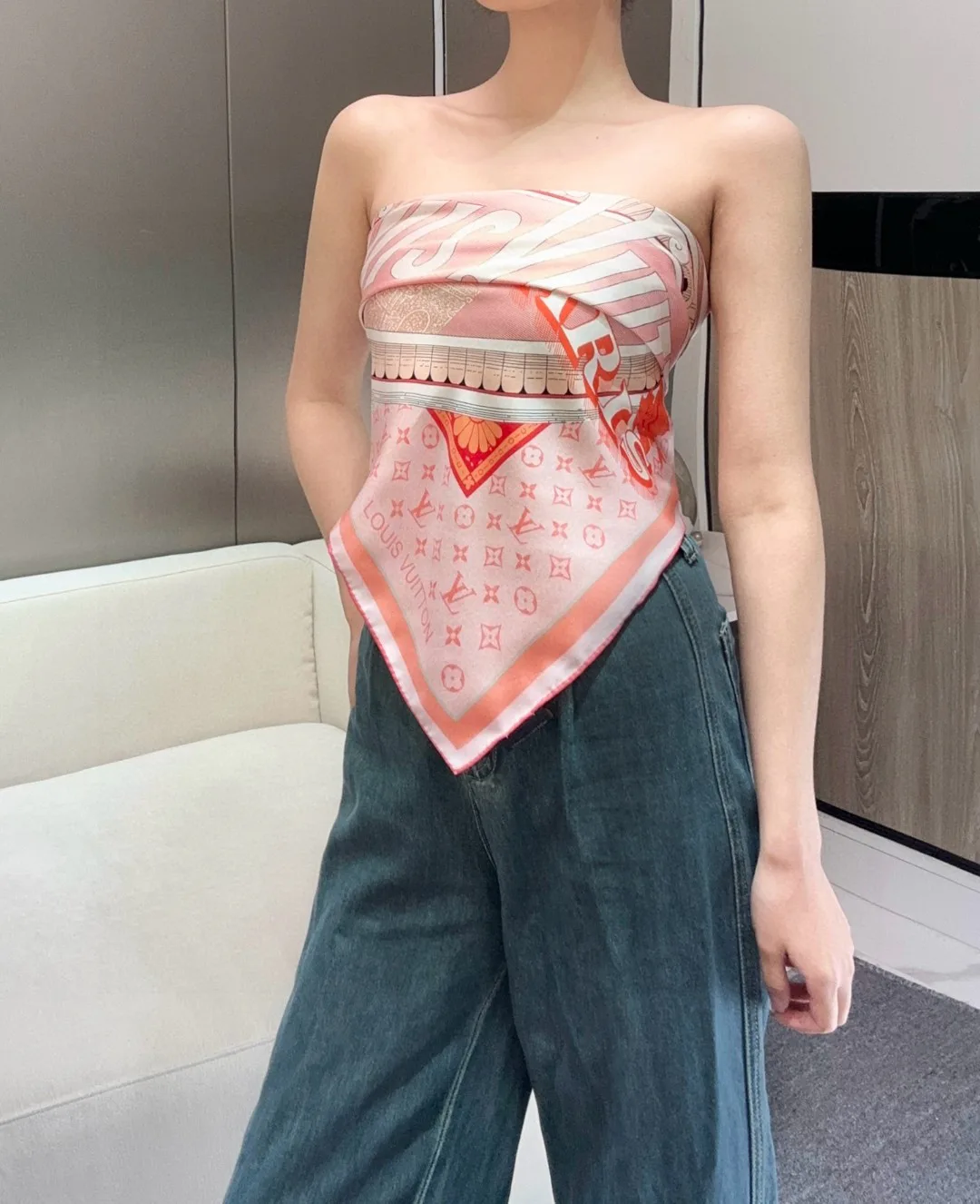 Silk Scarves LOUIS VUITTON 16891162