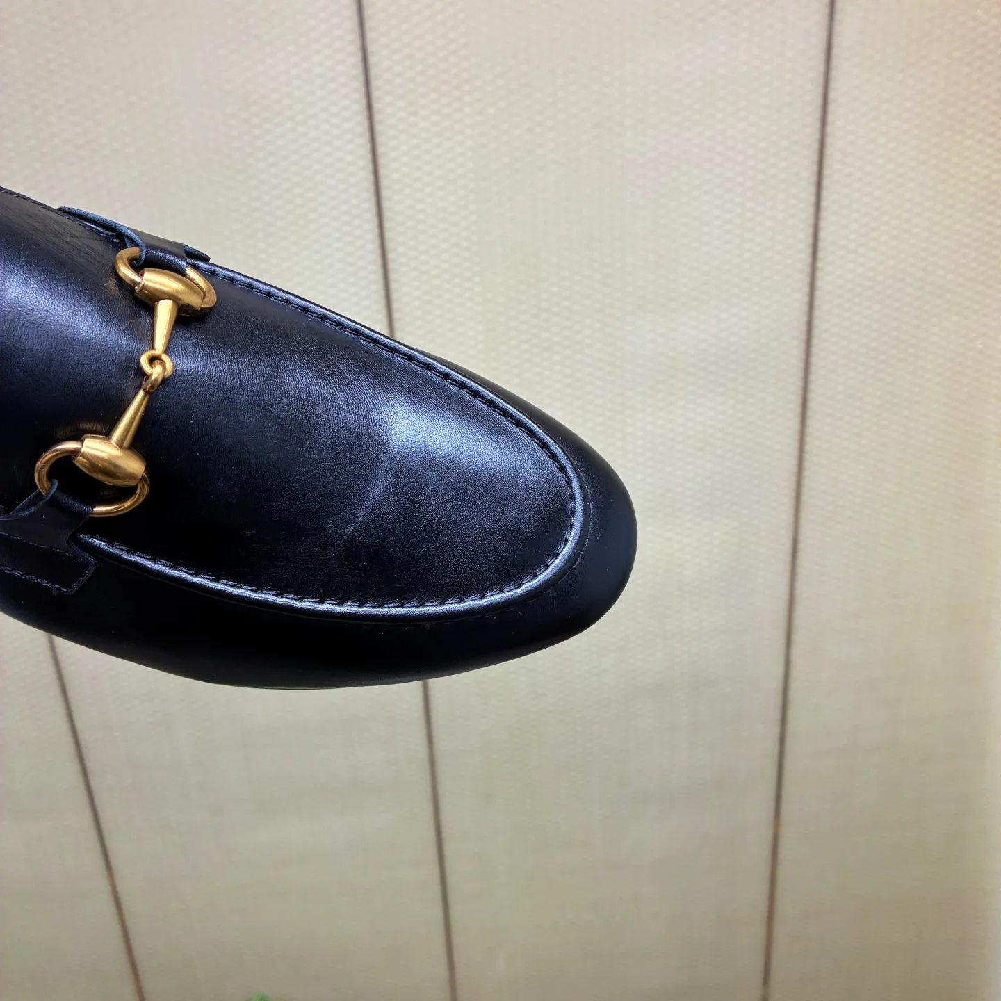 Men's Loafers And Dress Shoes GUCCI 18516337