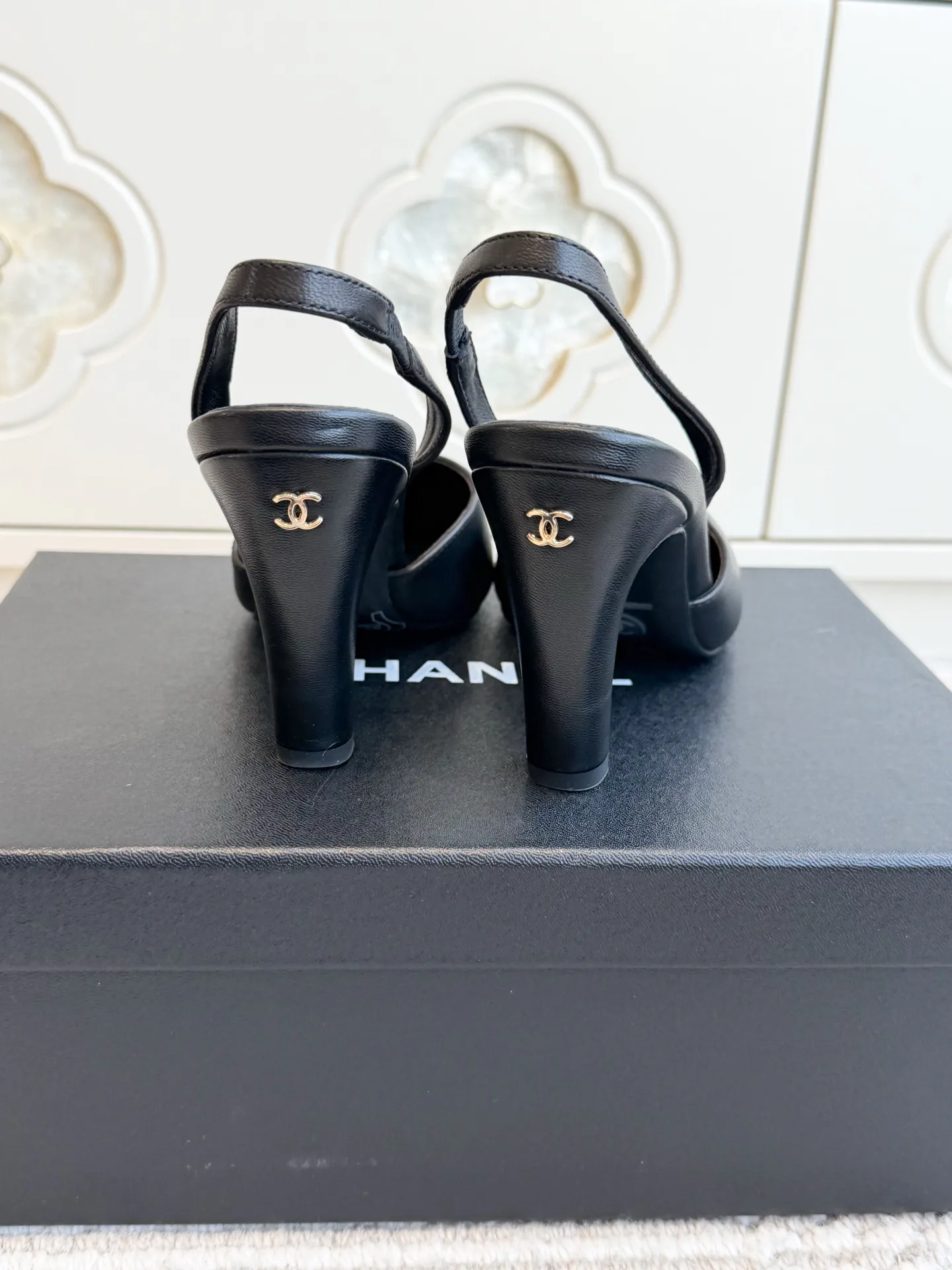 Women's Heels CHANEL 17936543