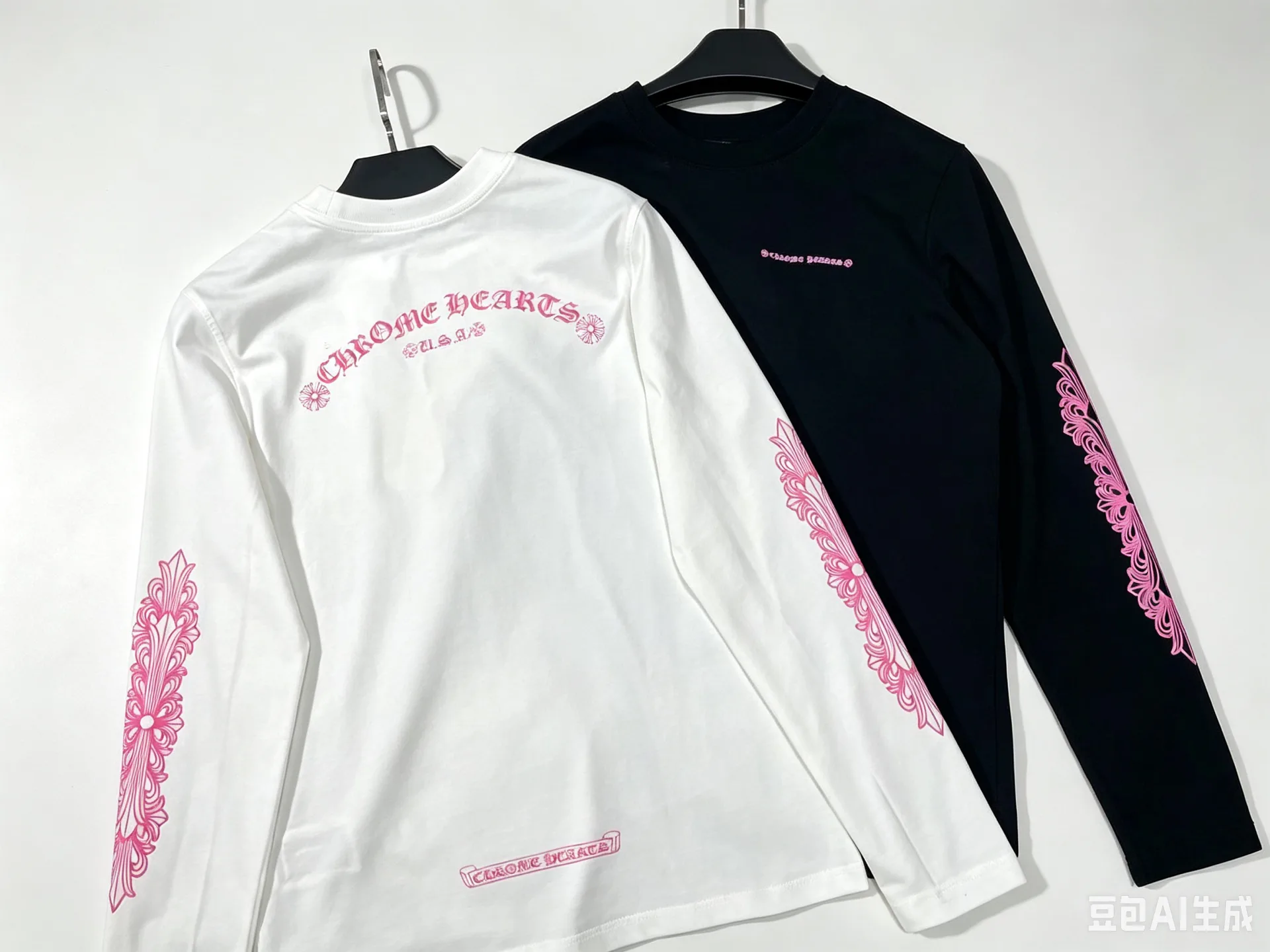 Women's T-Shirts CHROME HEARTS 17561583
