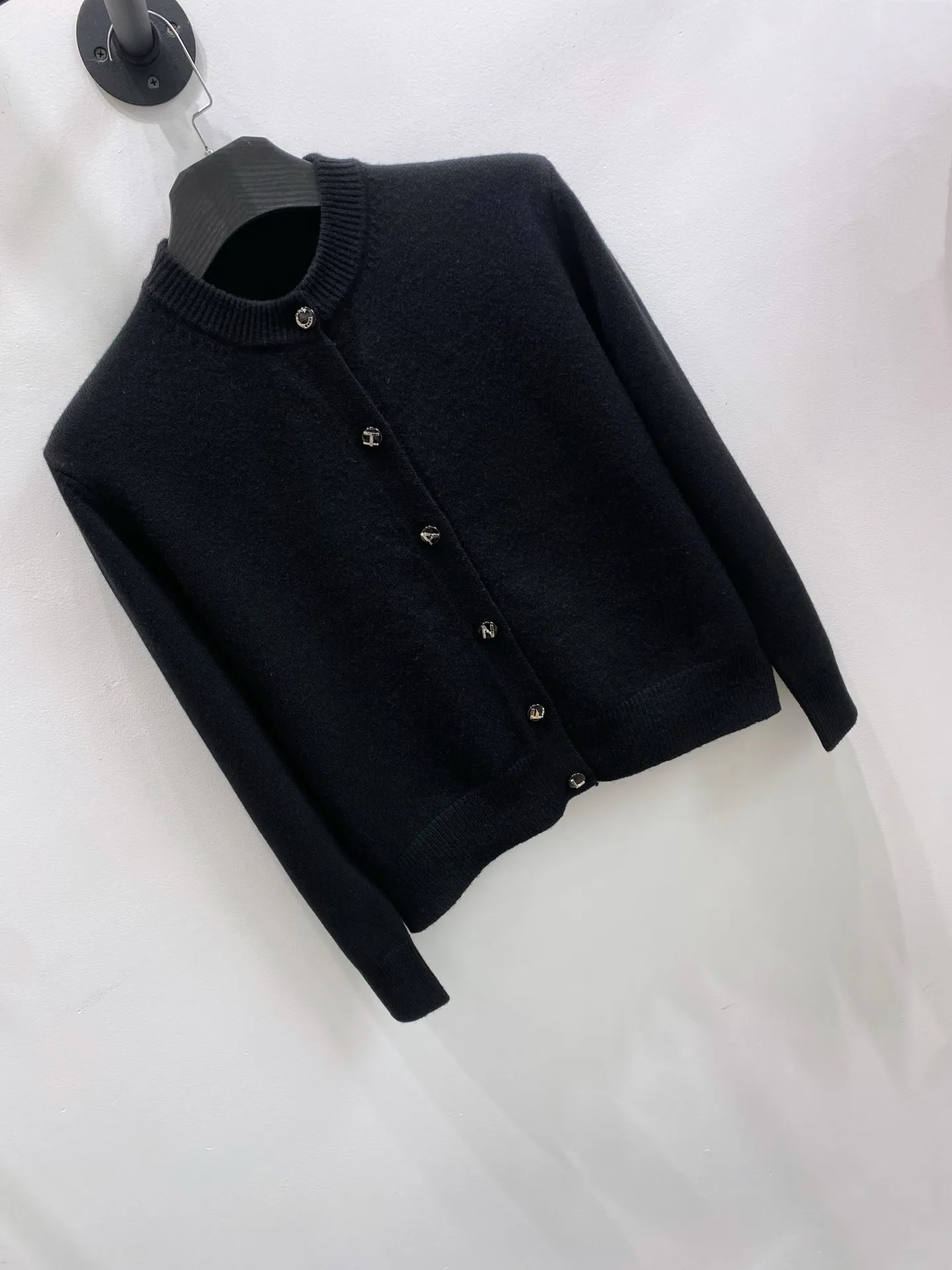 Women's Jumpers And Sweaters CHANEL 17942719