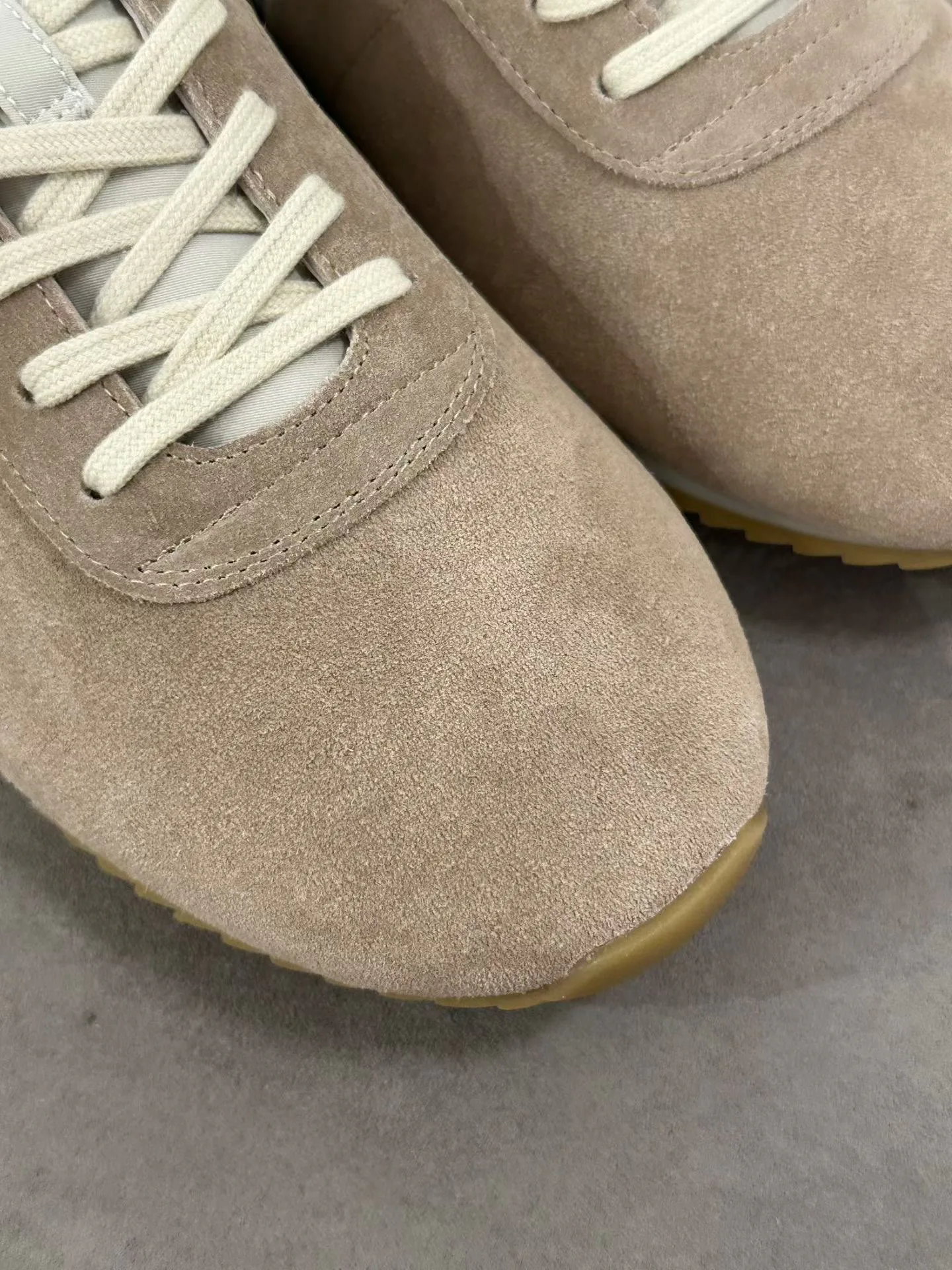 Women's Sneakers LORO PIANA 18267409