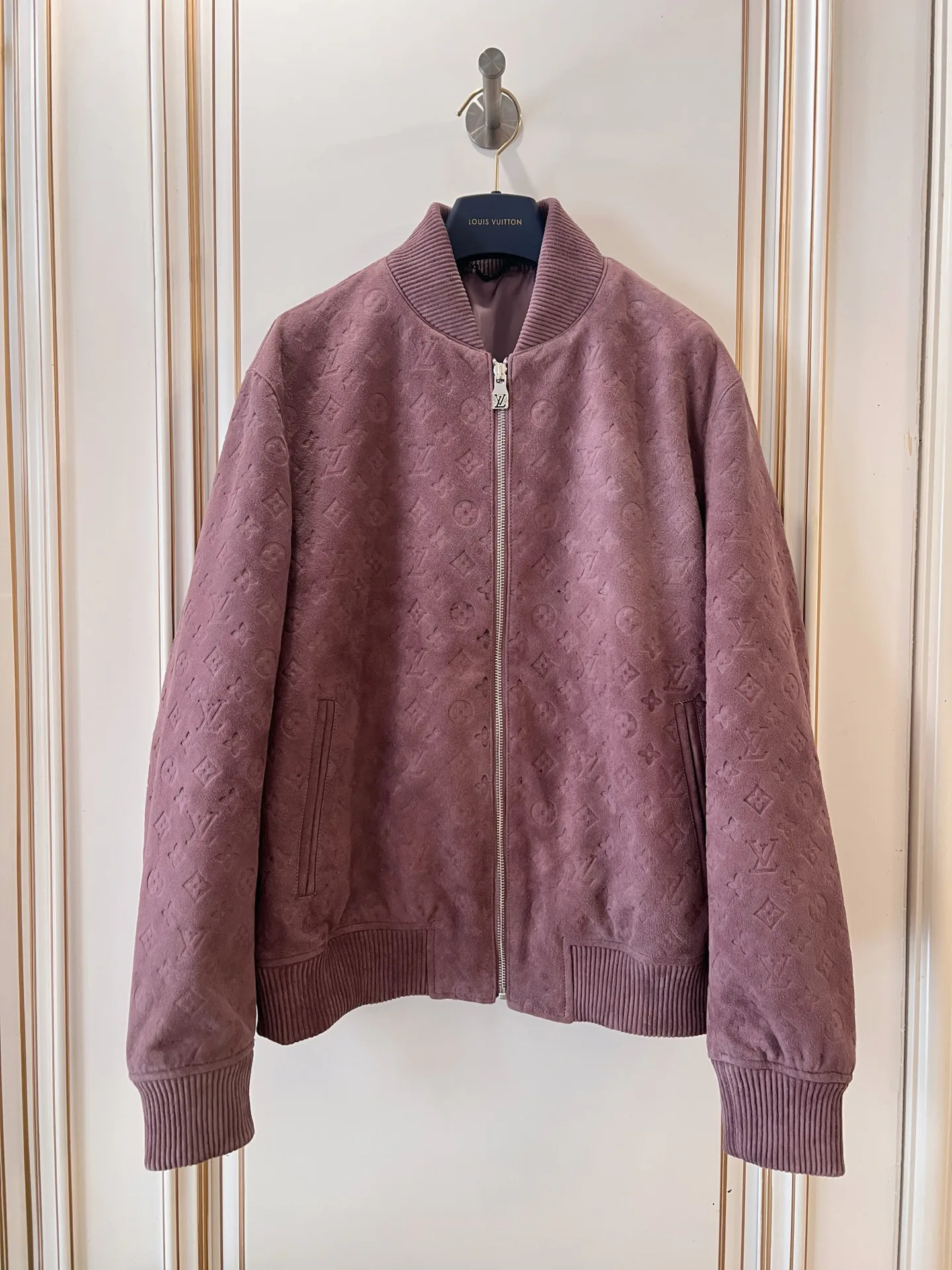 Women's Leather Jackets And Sheepskin Coats LOUIS VUITTON 18409004