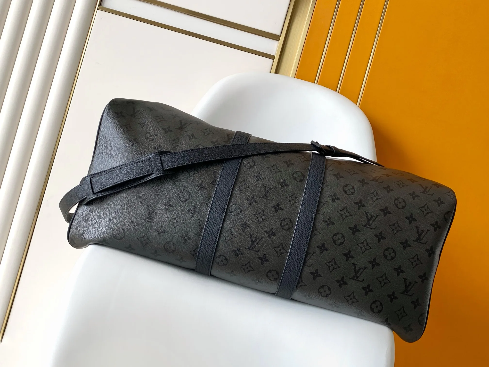 Women's Travel Bags LOUIS VUITTON 17949175