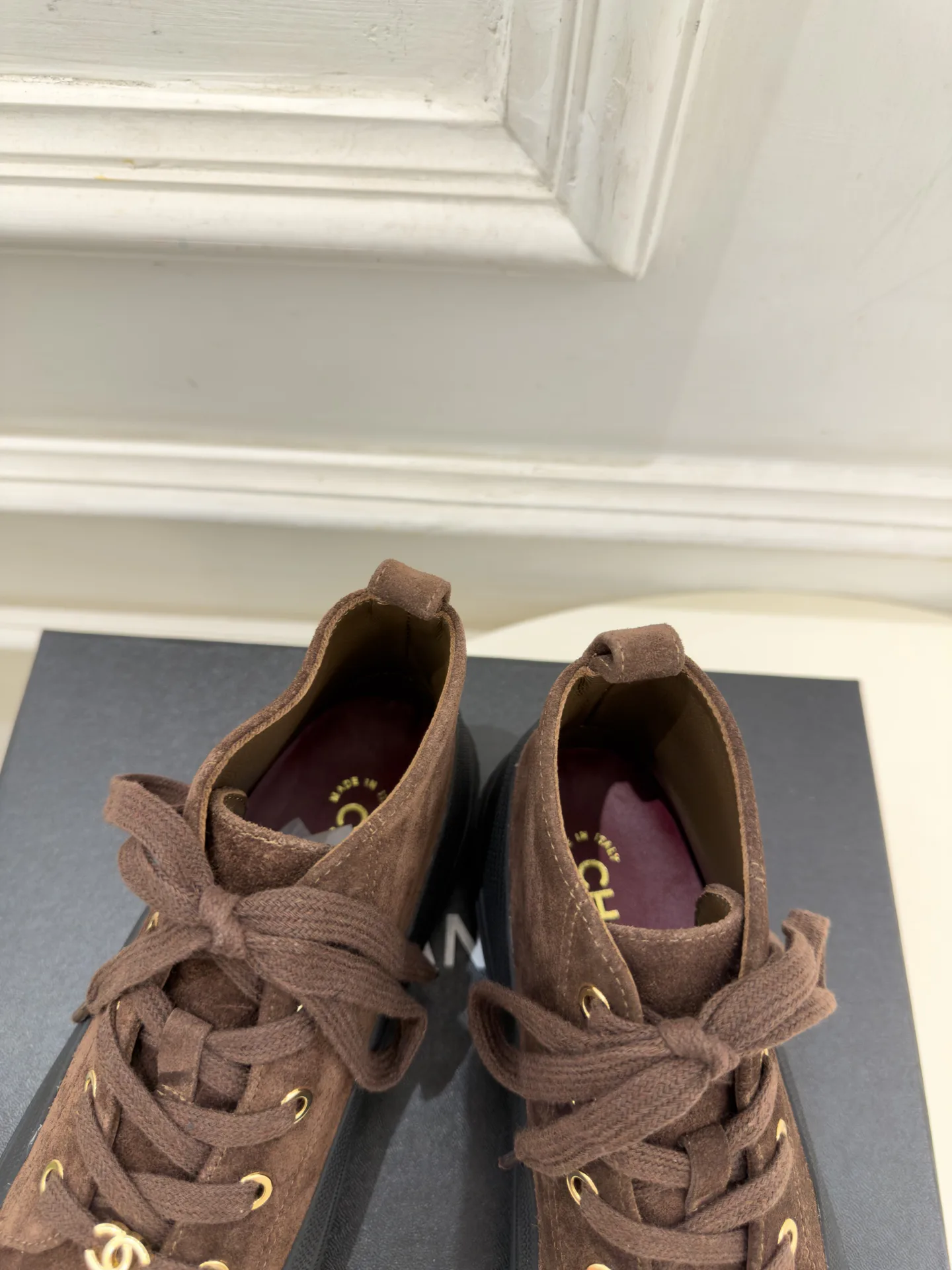 Women's Sneakers CHANEL 18346896