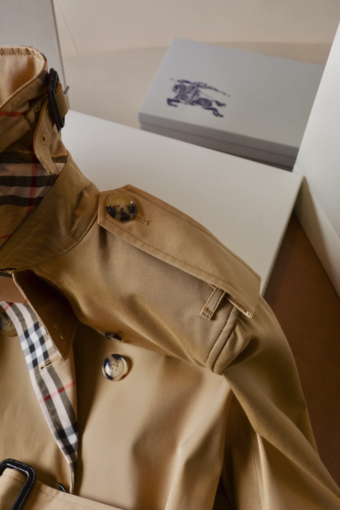 Women's Trench Coats BURBERRY 18512845