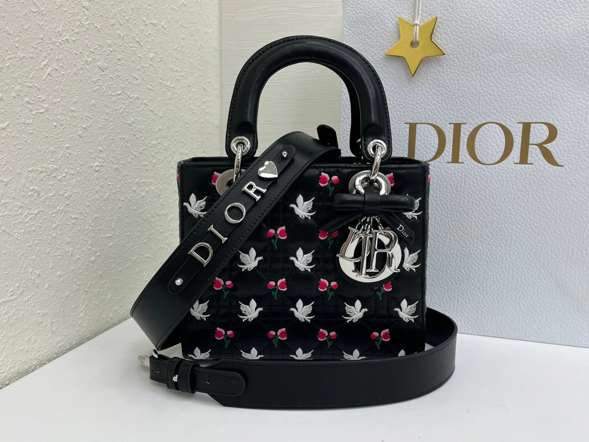 Women's Classic Handbags CHRISTIAN DIOR 17407066