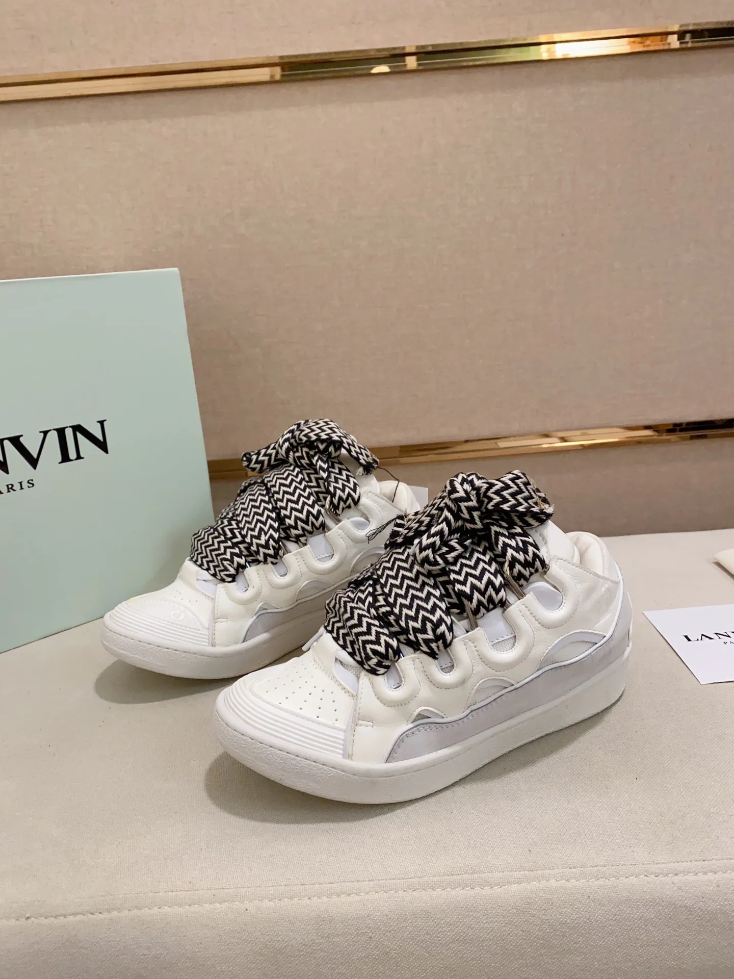 Women's Sneakers LANVIN 17955129