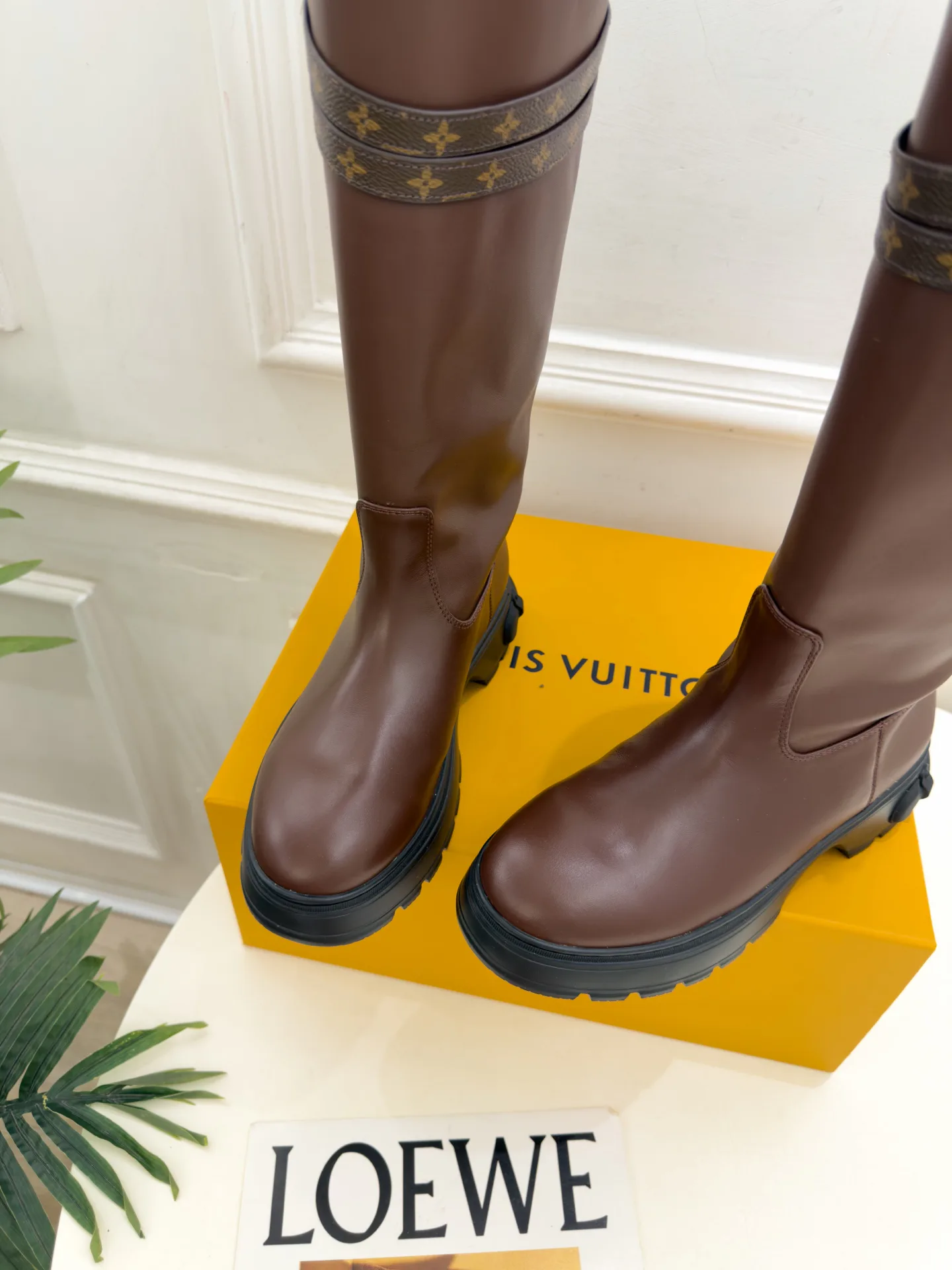 Women's Boots LOUIS VUITTON 18370298