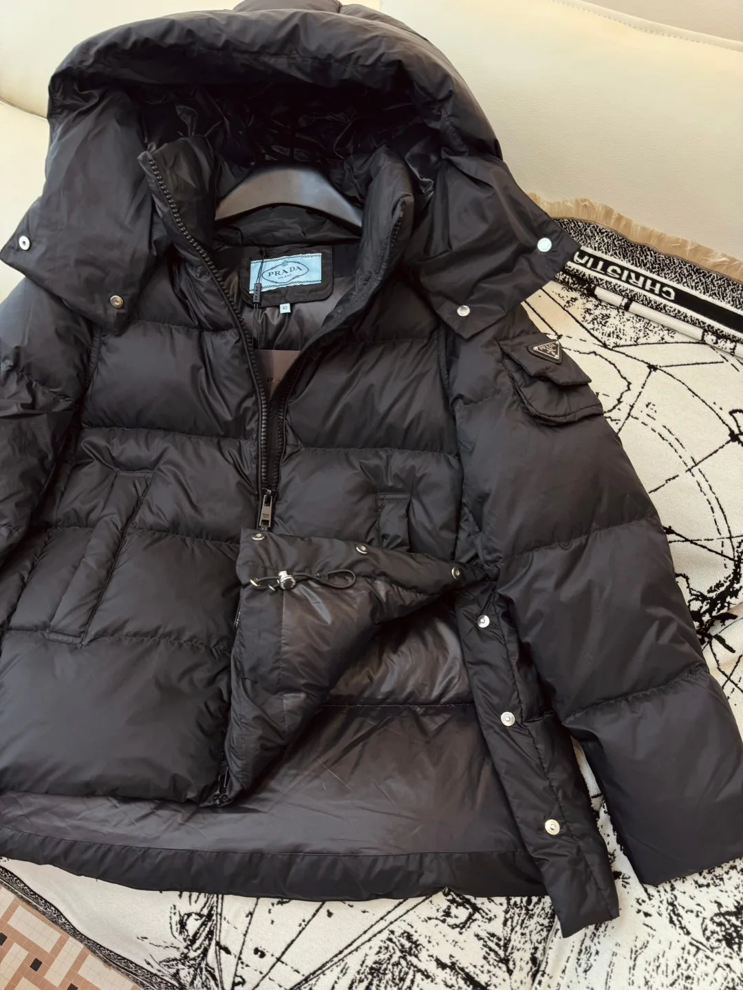 Women's Jackets And Down Jackets PRADA 17910125