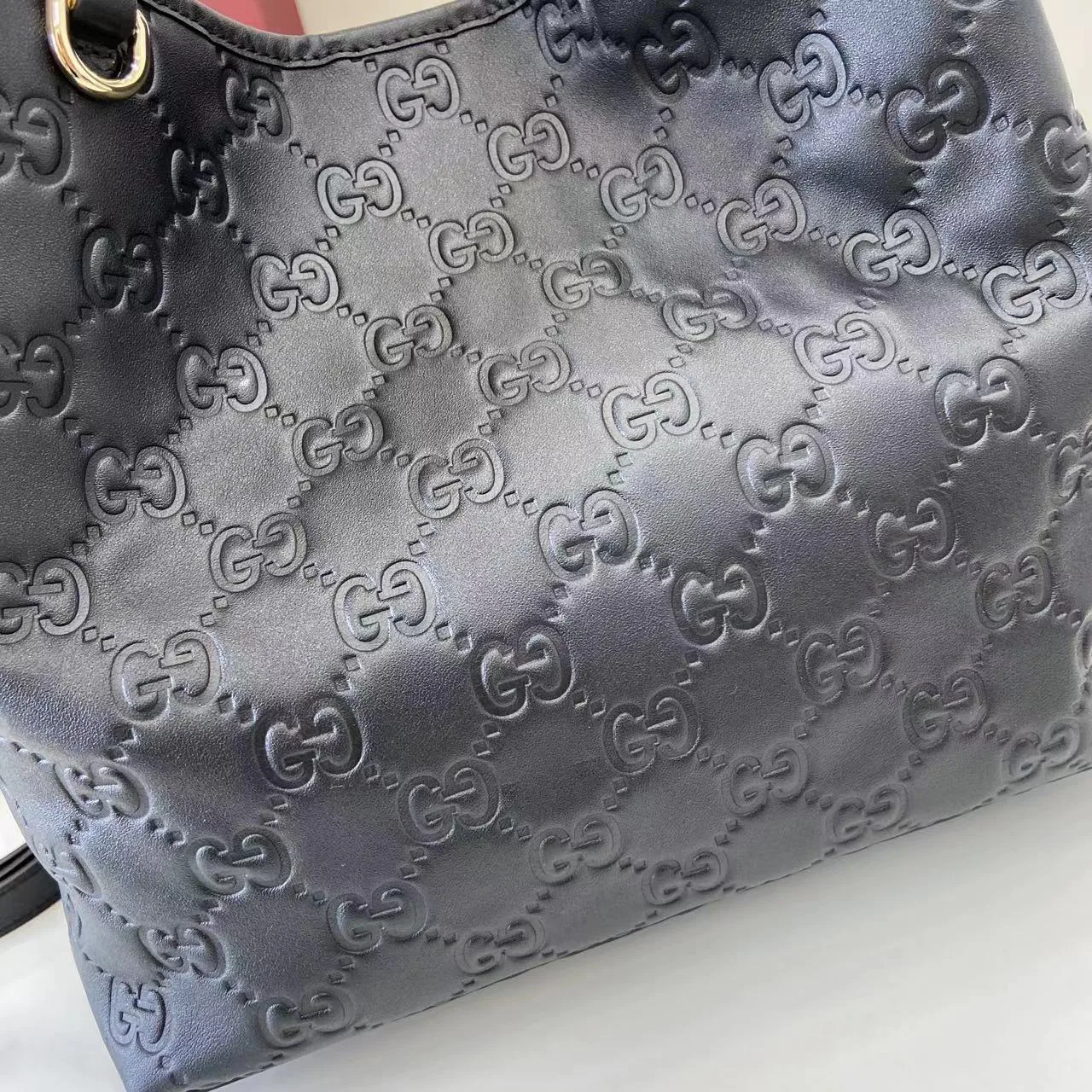 Women's Classic Handbags GUCCI 18404549