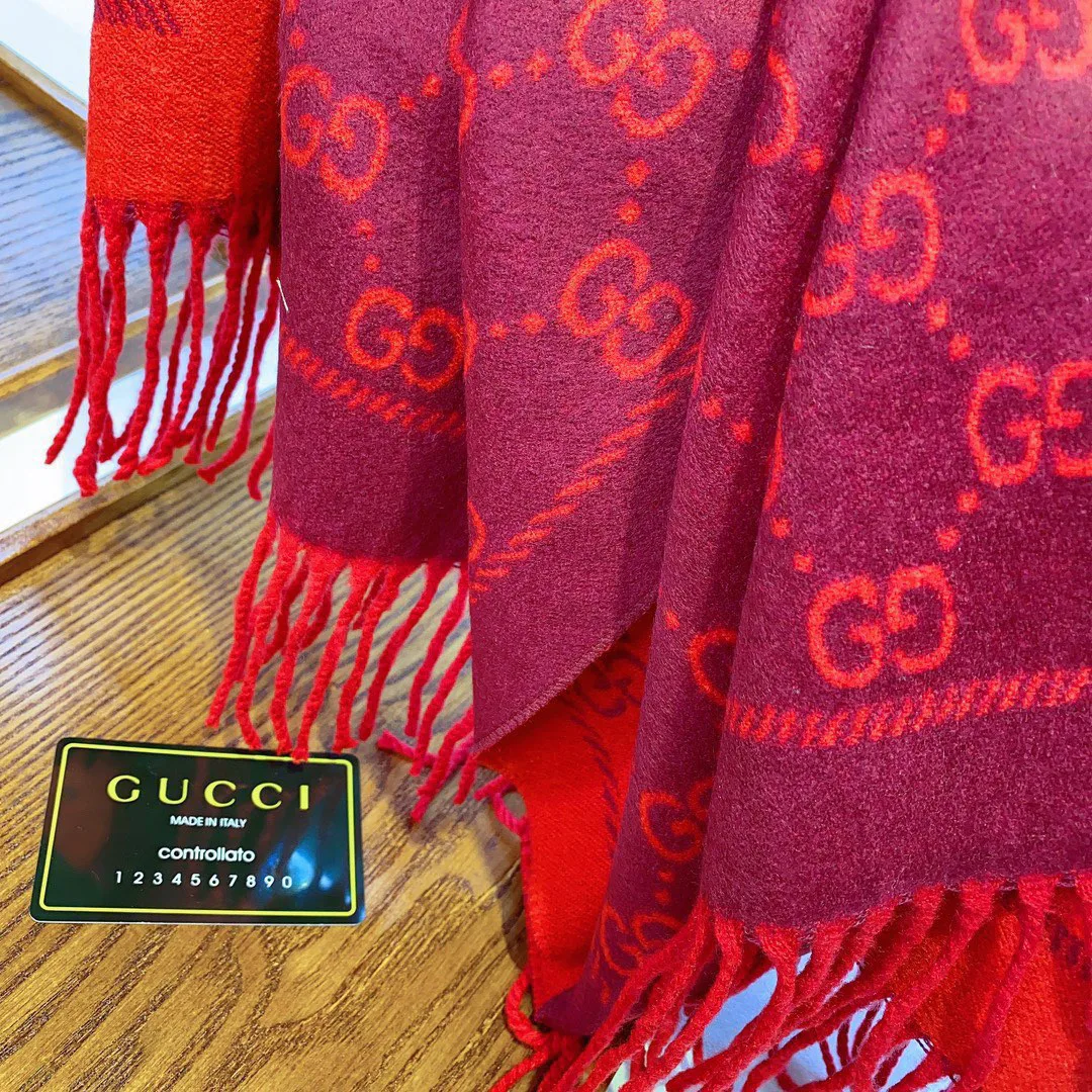 Scarves GUCCI 18291468