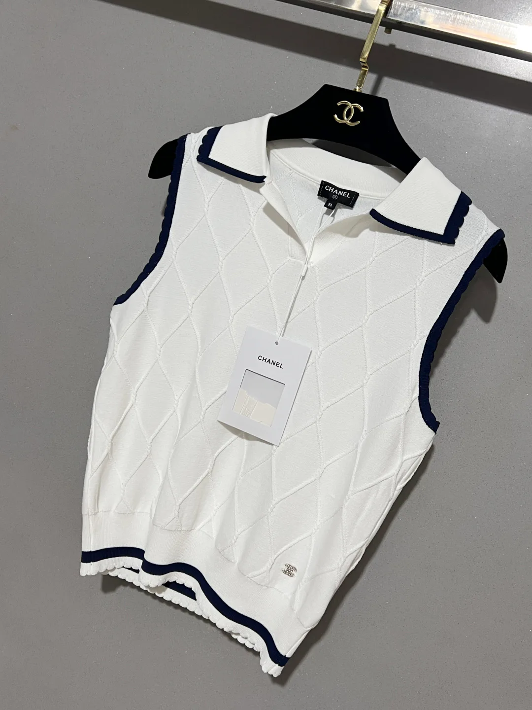 Women's Vests CHANEL 17429688