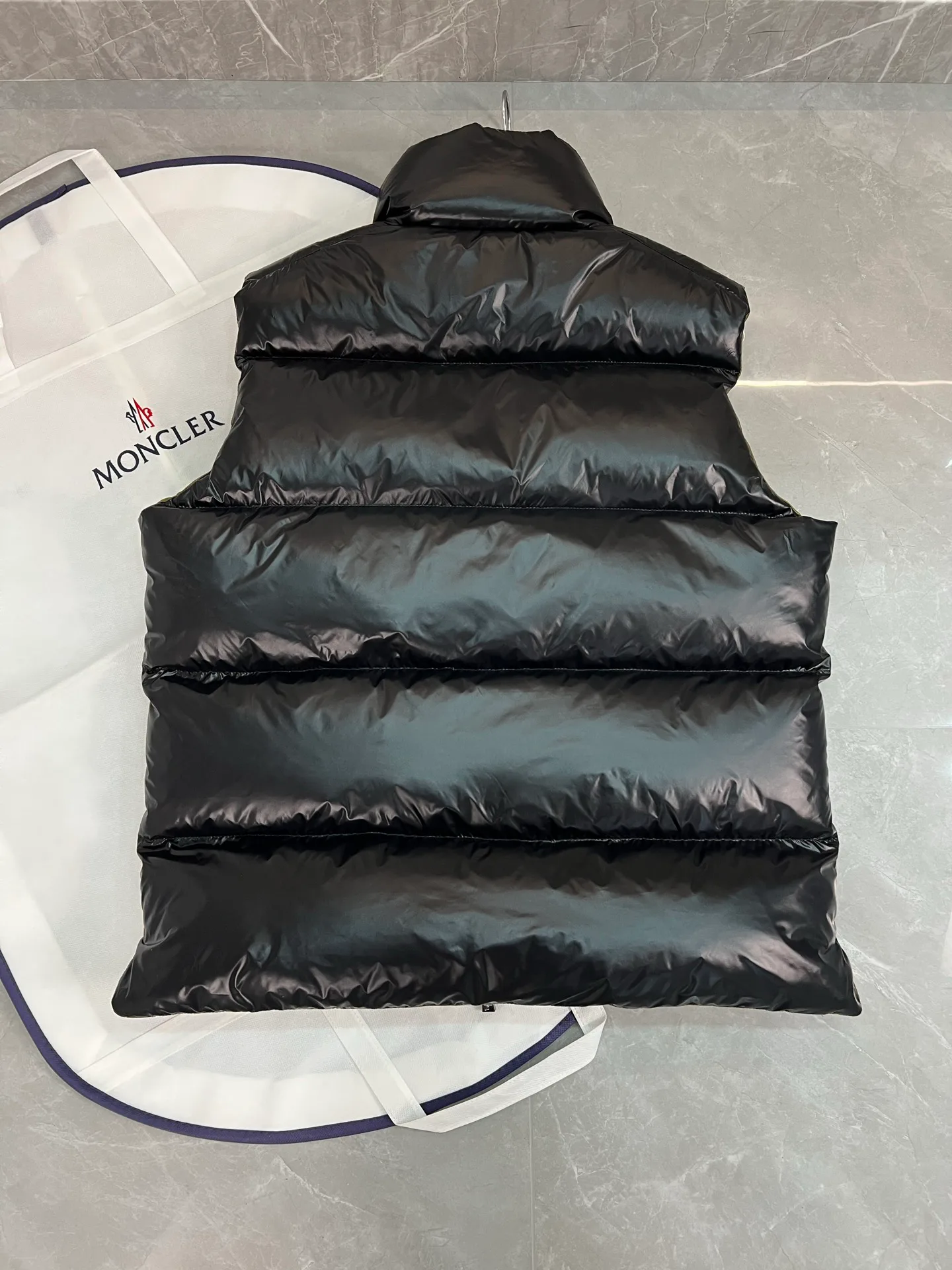 Жилеты Мужские Moncler 18599852
