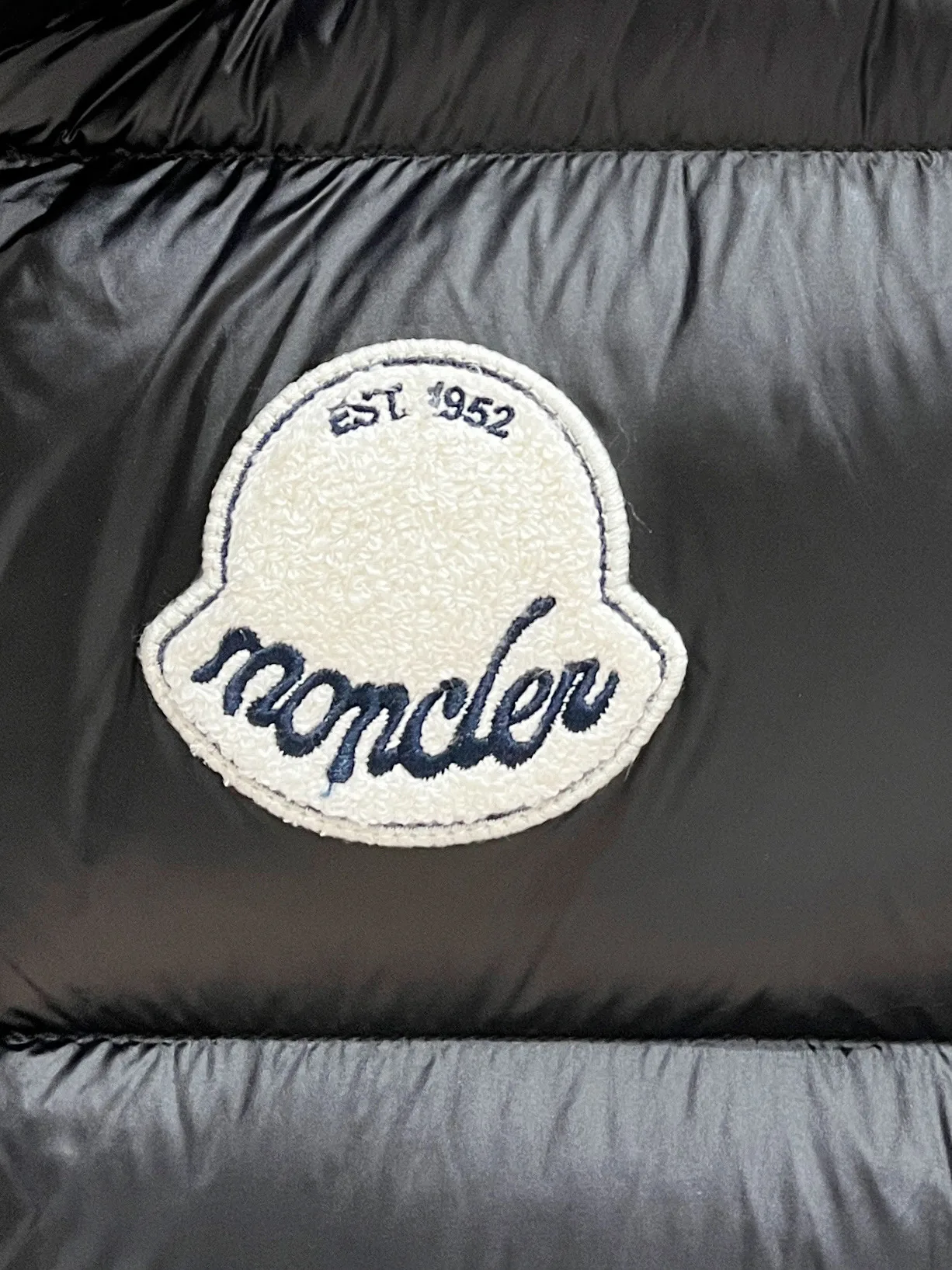 Жилеты Мужские Moncler 18639720
