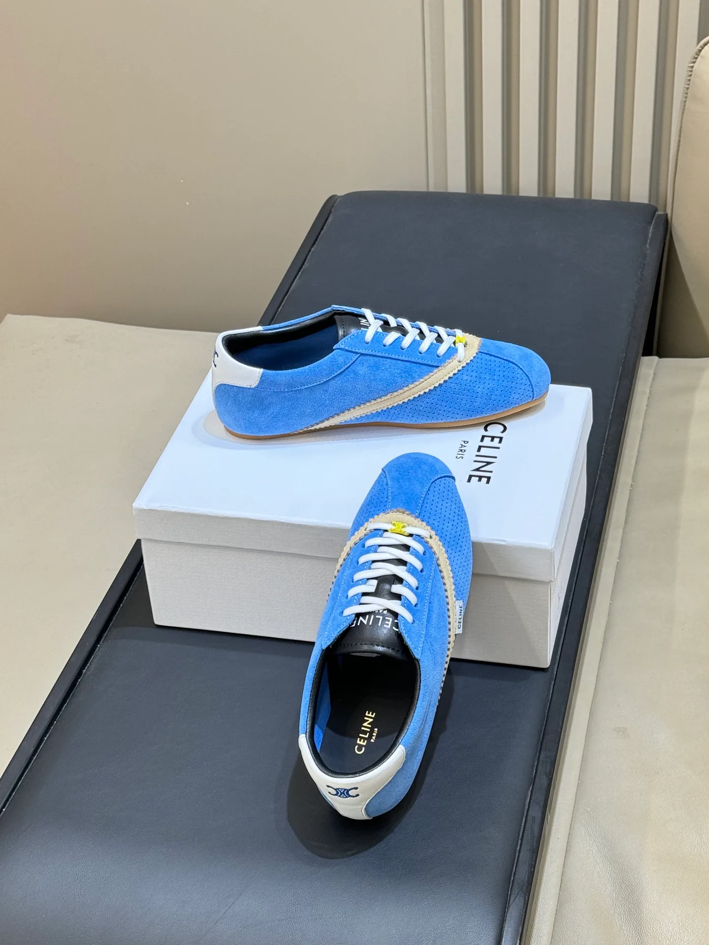 Women's Sneakers CELINE 18072902