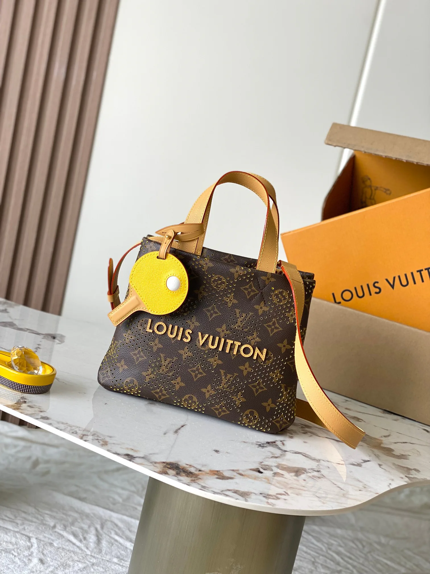 Women's Classic Handbags LOUIS VUITTON 18521086