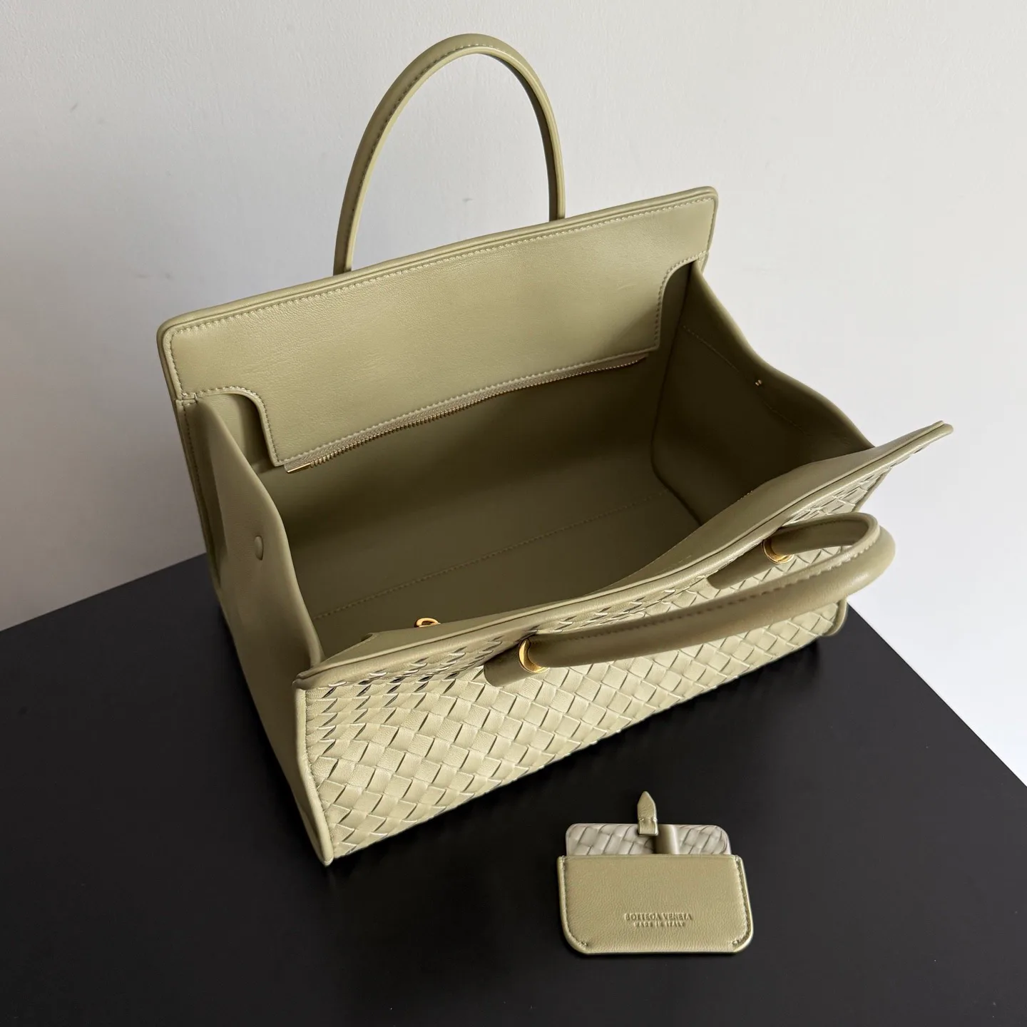 Women's Classic Handbags BOTTEGA VENETA 17973996