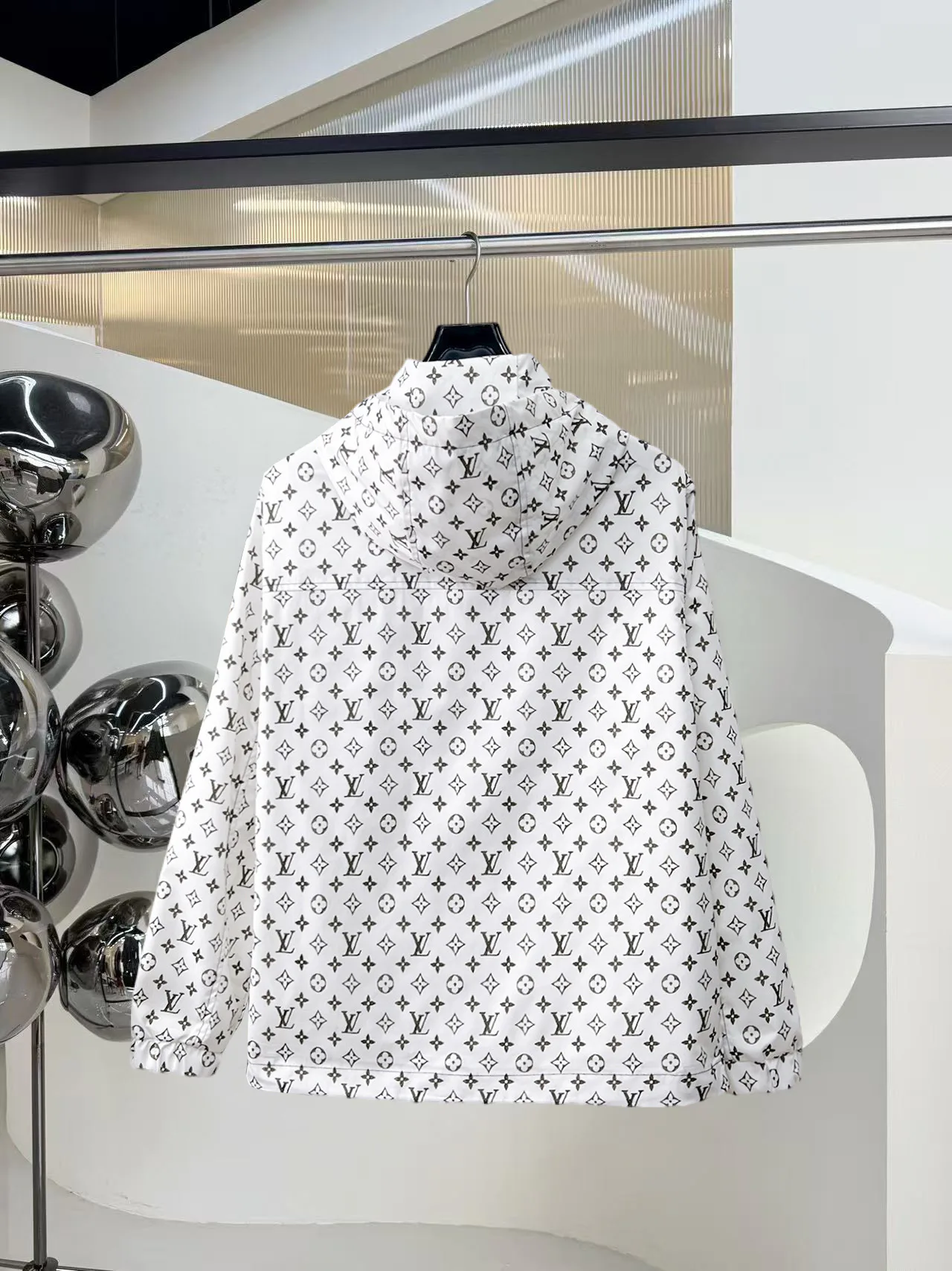 Men's Jackets And Down Jackets LOUIS VUITTON 18191460