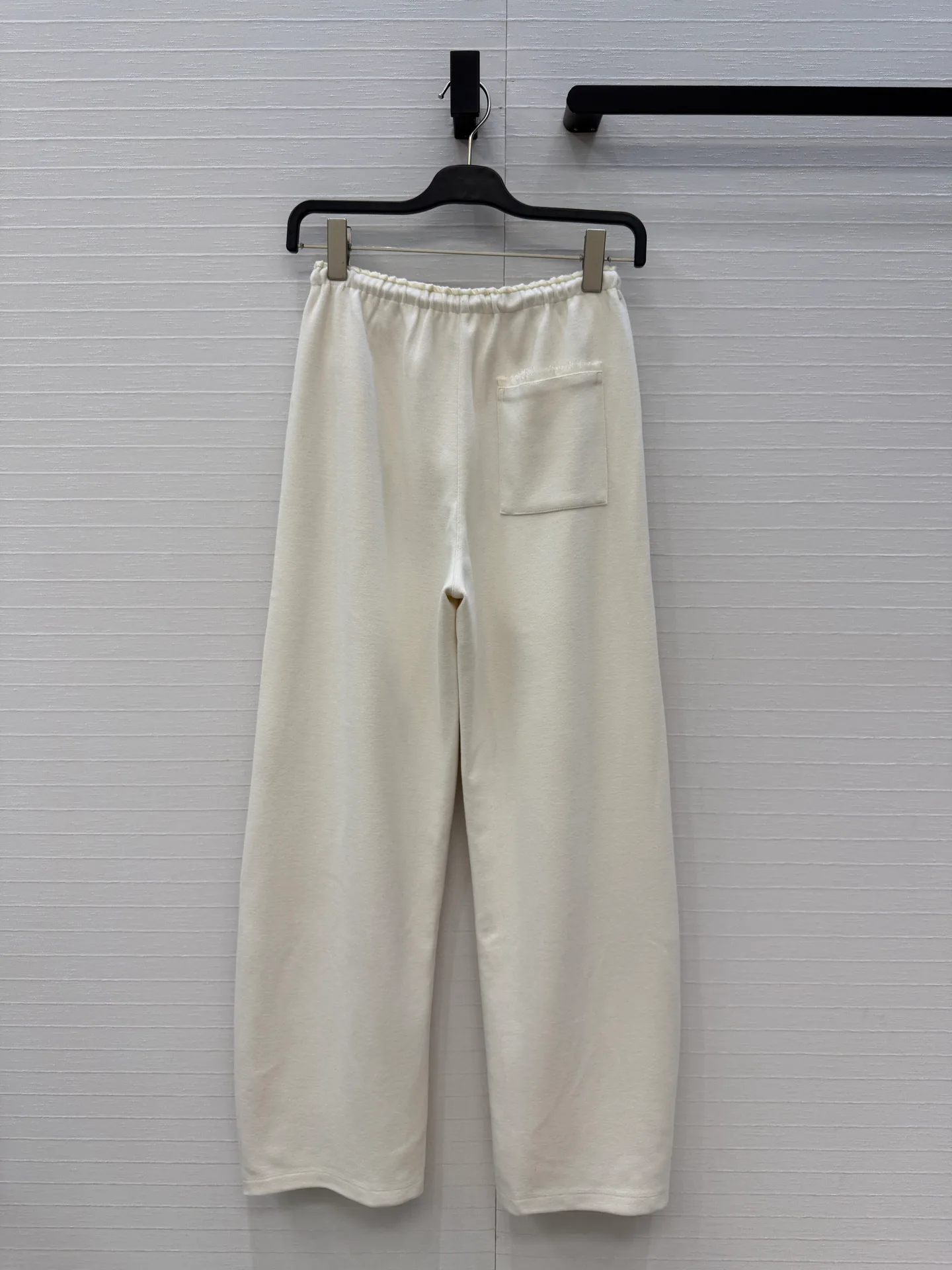 Women's Trousers CHANEL 18325185