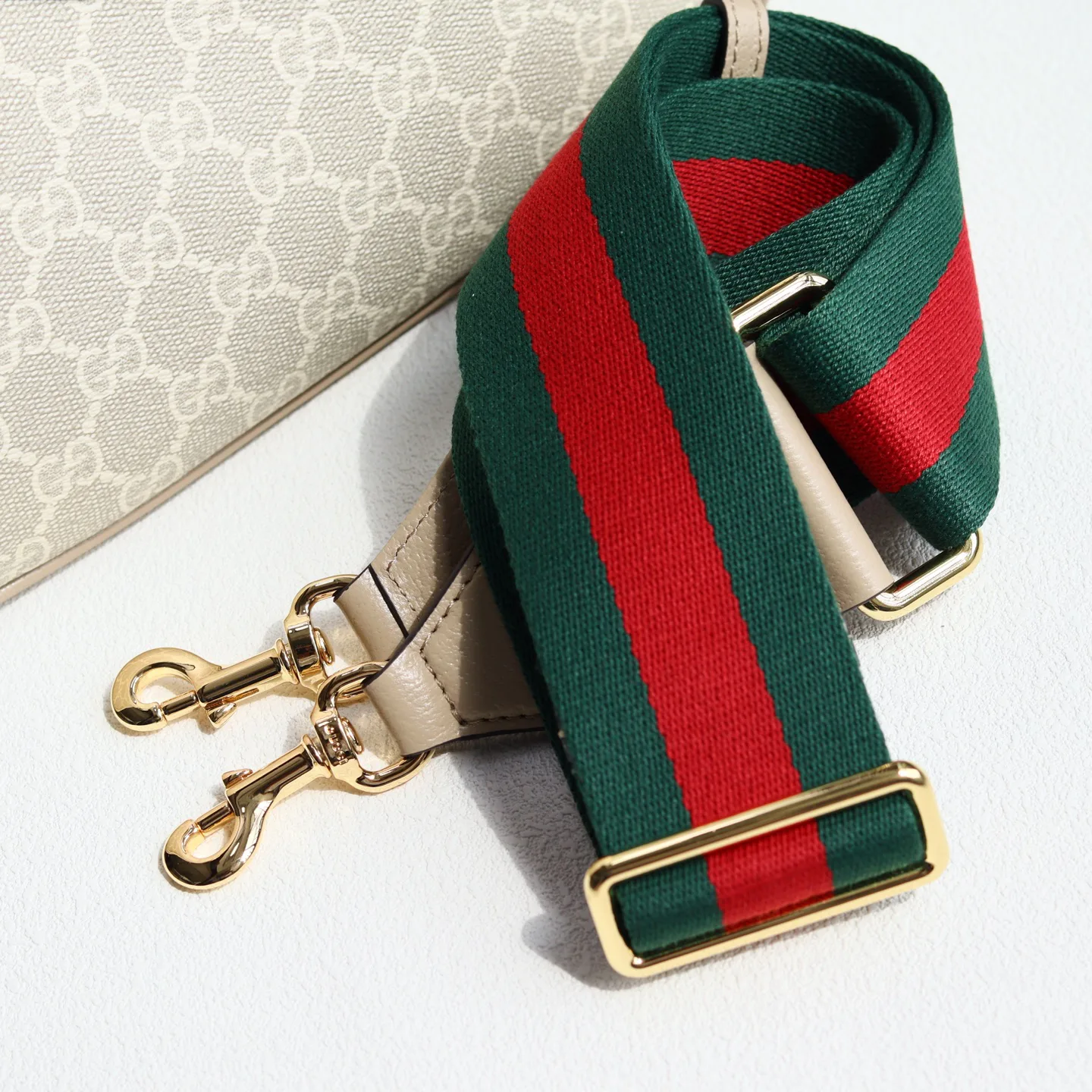 Women's Classic Handbags GUCCI 17947802