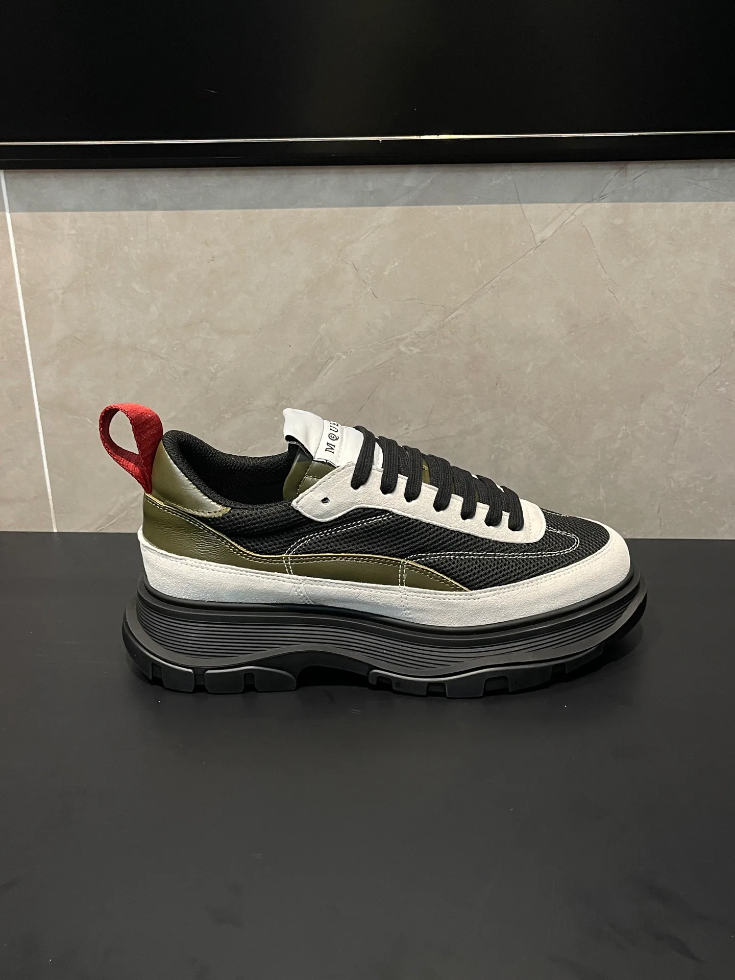 Women's Sneakers ALEXANDER MCQUEEN 18363945