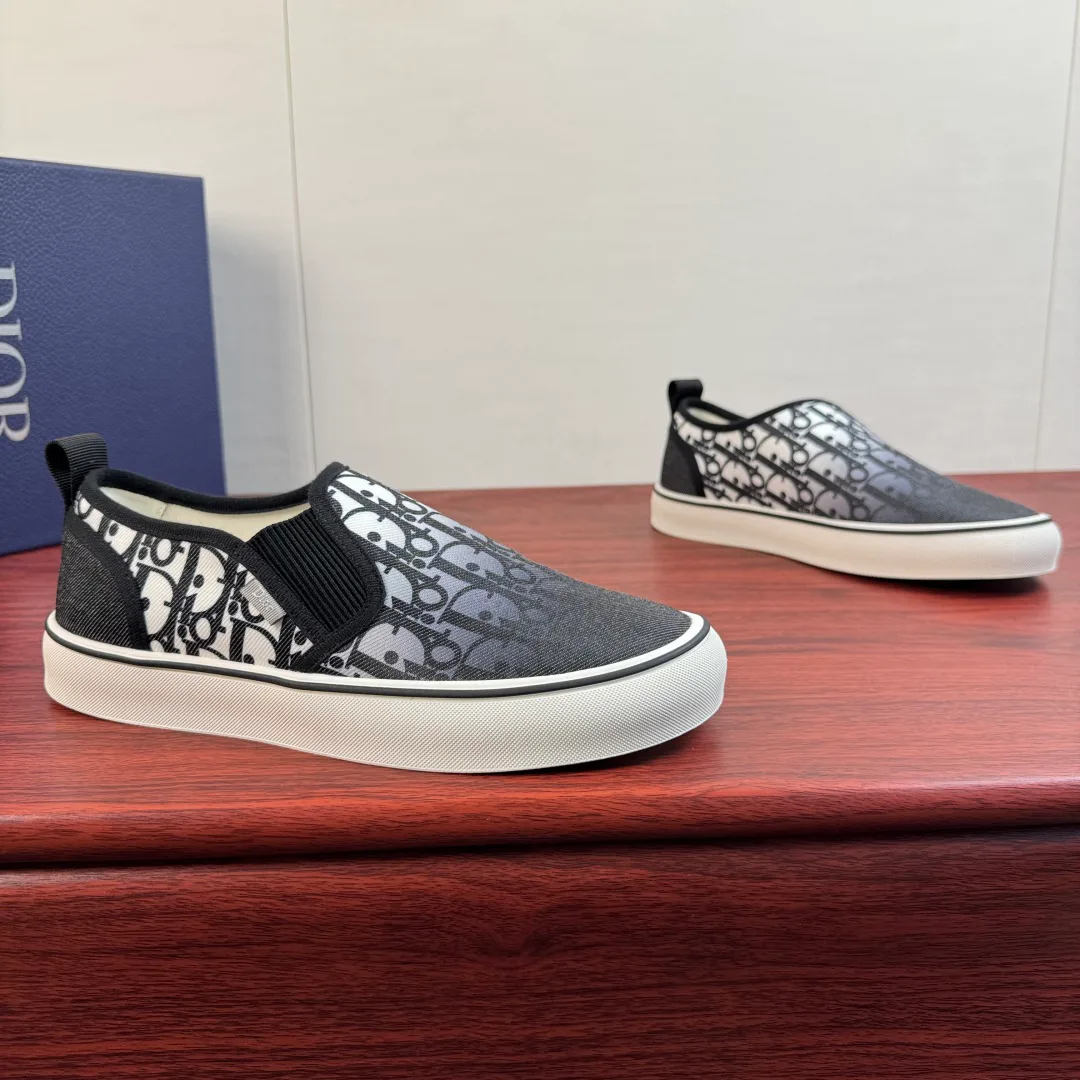 Men's Sneakers CHRISTIAN DIOR 18100592