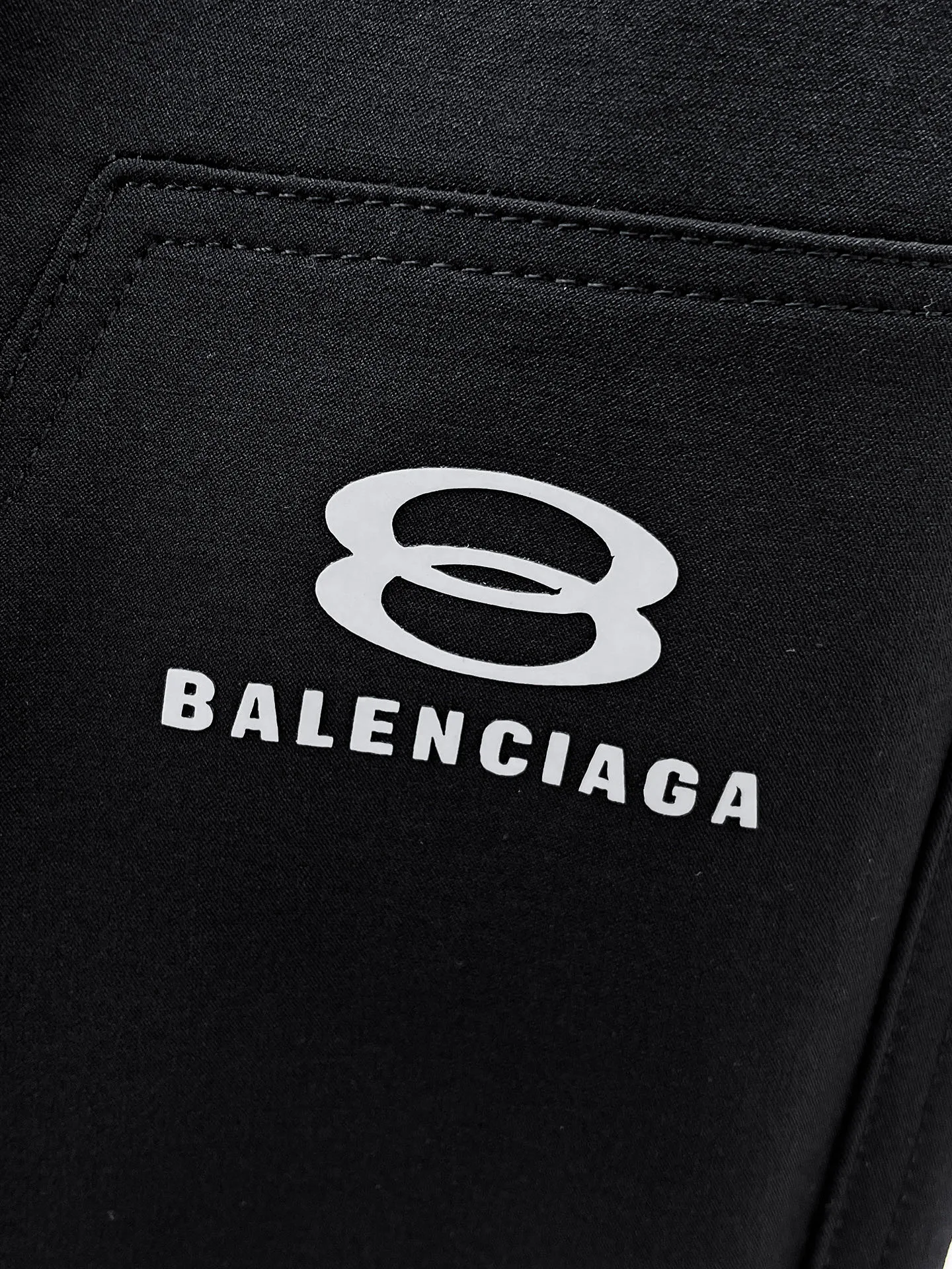 Men's Trousers BALENCIAGA 18399411