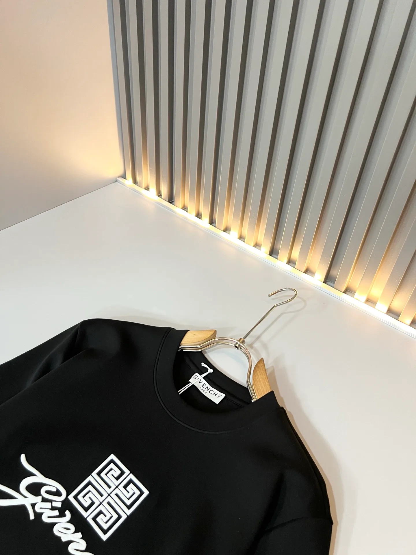 Men's T-Shirts GIVENCHY 18519526