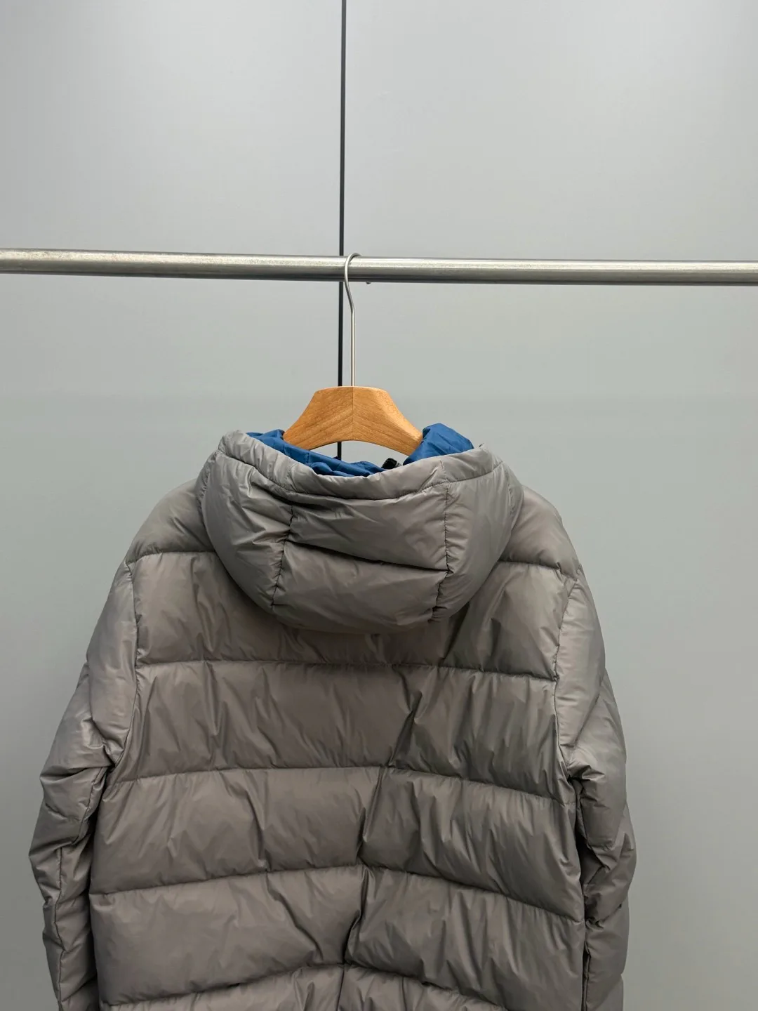 Women's Jackets And Down Jackets MIU MIU 18347418