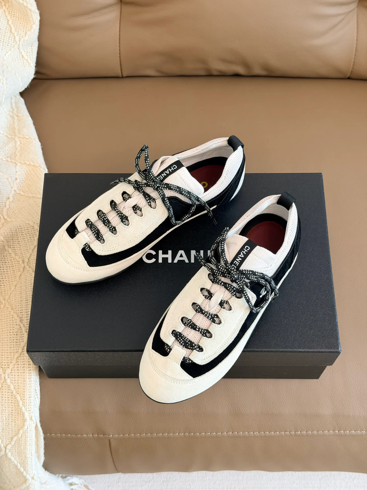 Women's Sneakers CHANEL 17510597