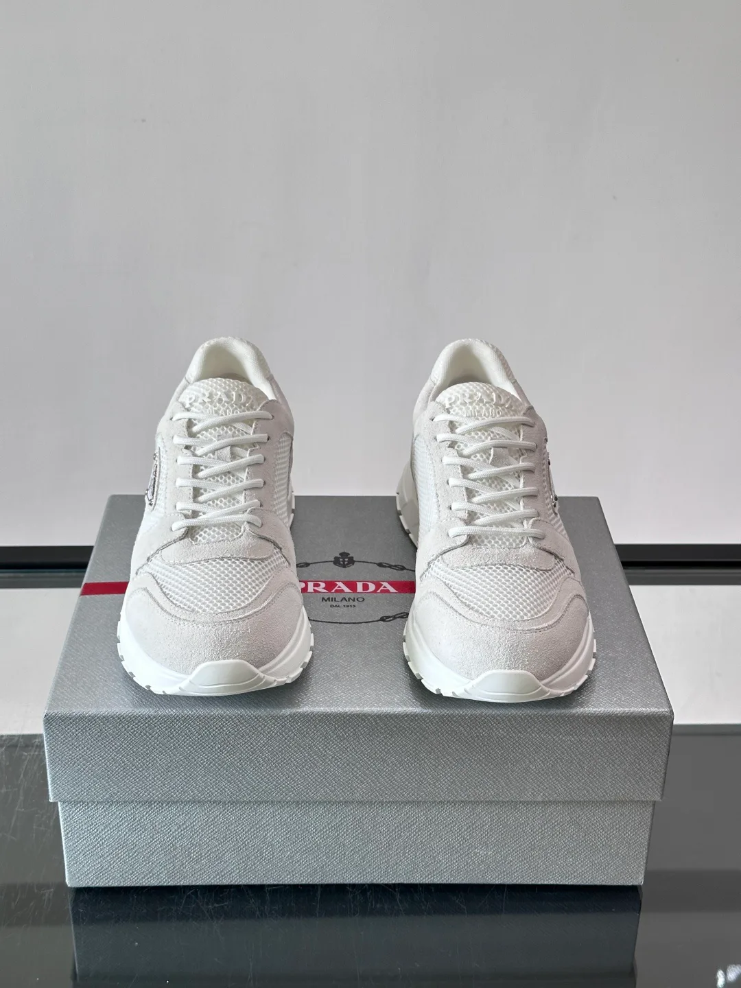 Women's Sneakers PRADA 18102649