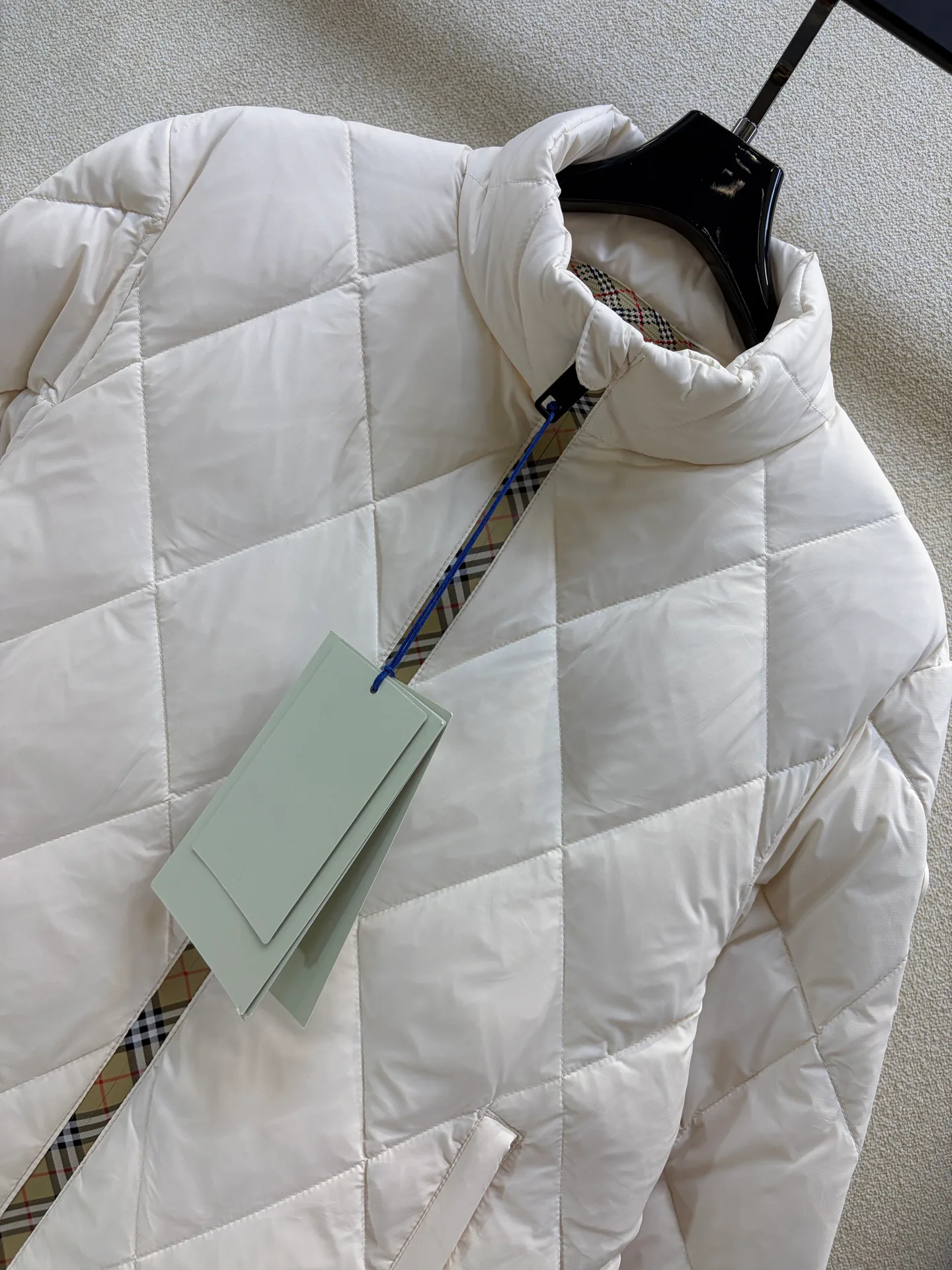Куртки И Пуховики Женские Burberry 18605883