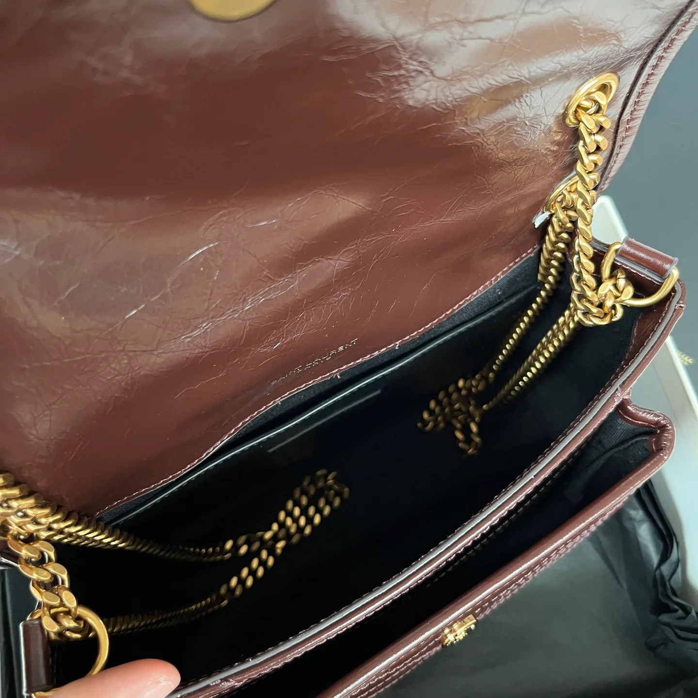 Классические Сумки Женские Saint Laurent 18610969