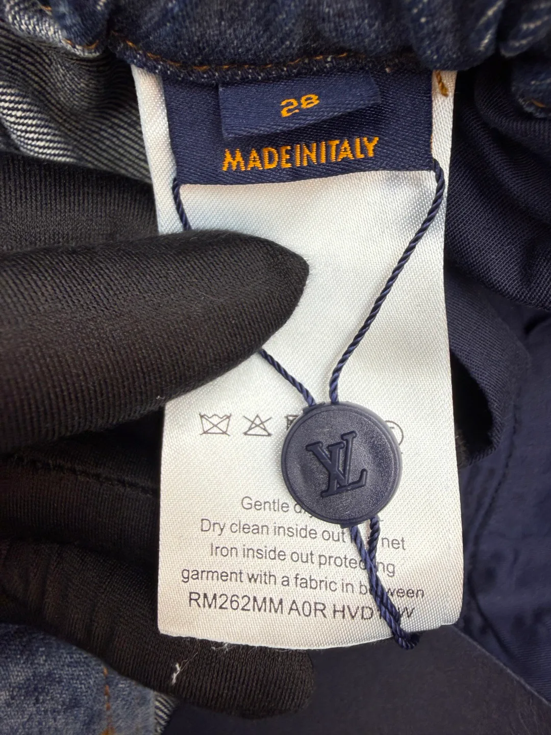 Men's Shorts LOUIS VUITTON 17699413