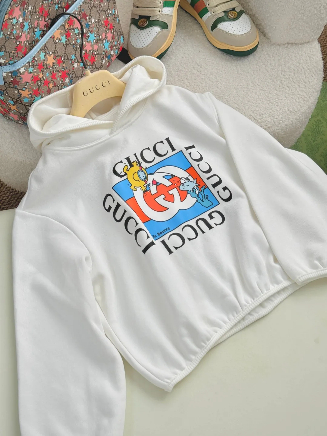 Women's Sweatshirts And Hoodies GUCCI 18243234