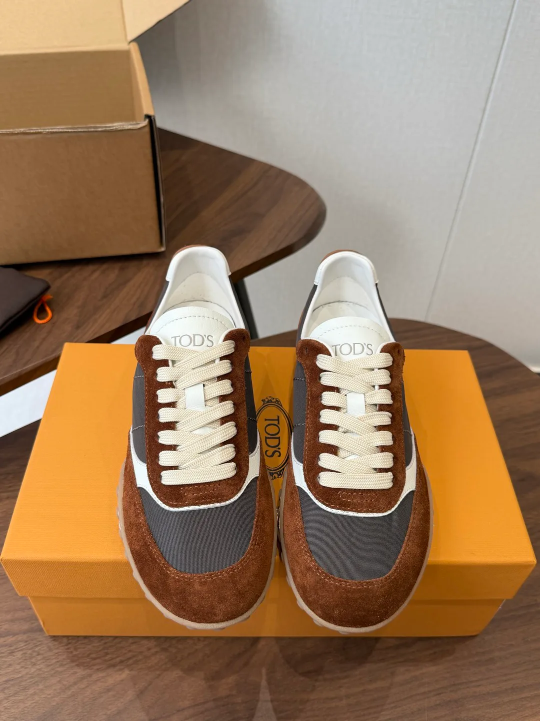 Кроссовки Женские Tod's 18687227