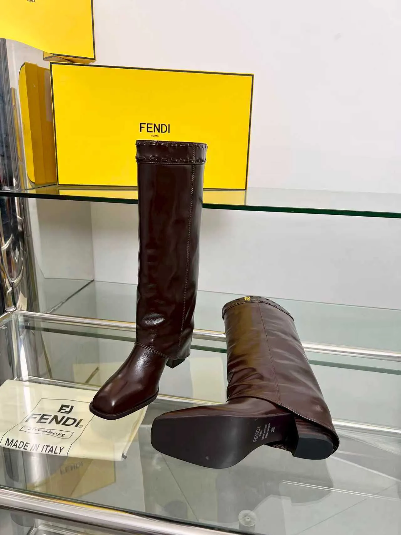 Women's Boots FENDI 18104317