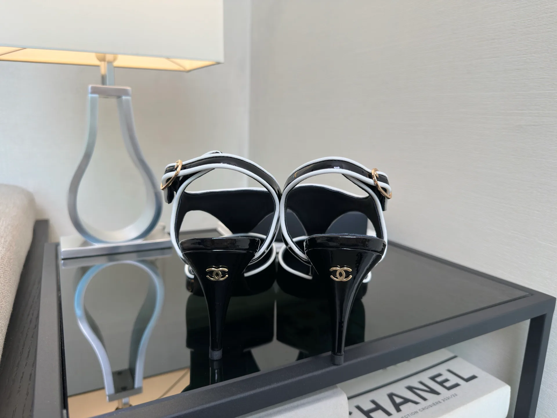 Women's Heels CHANEL 18402155