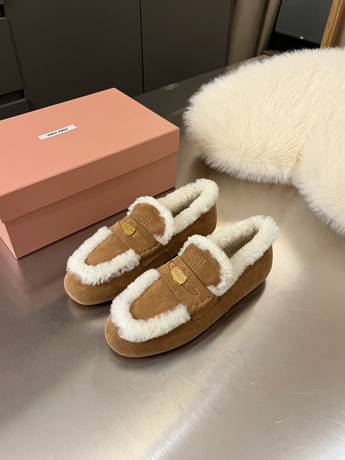 Women's Loafers And Moccasins MIU MIU 17948621