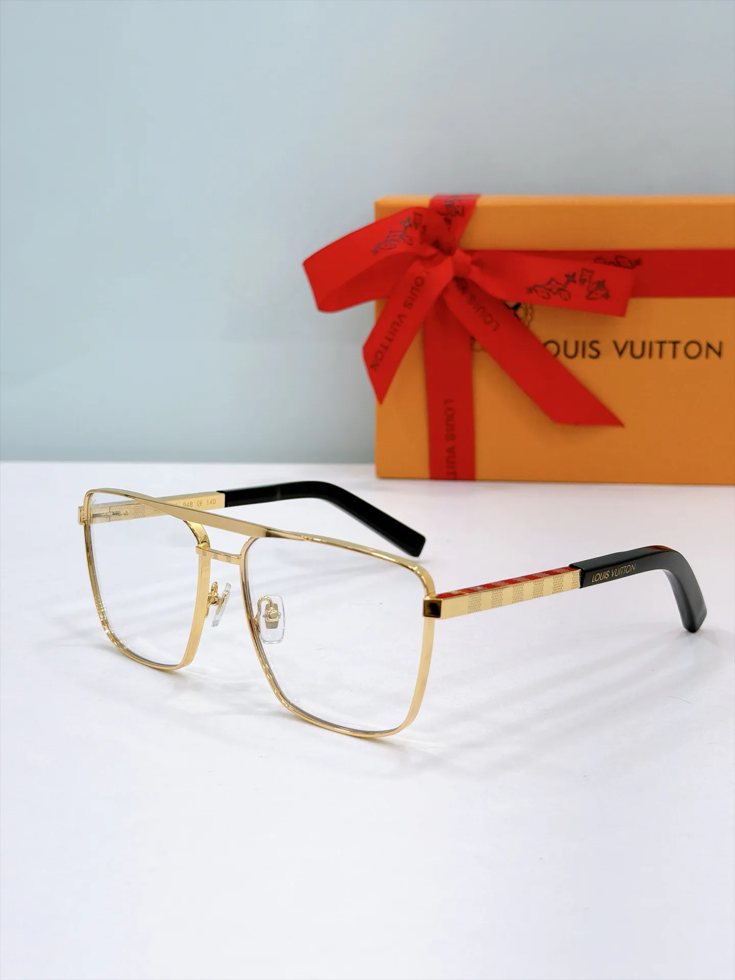 Glasses LOUIS VUITTON 17865298