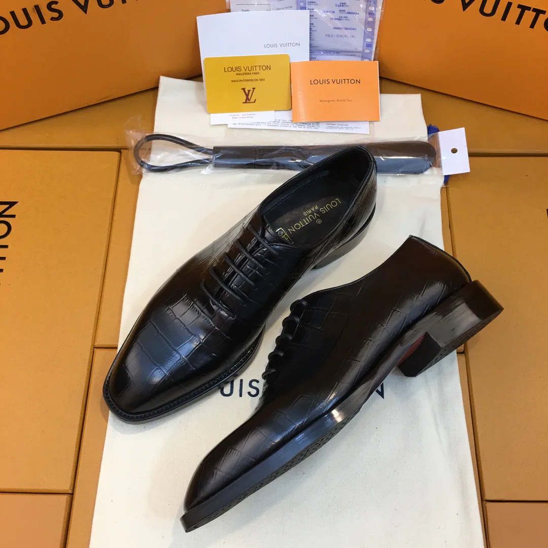 Men's Loafers And Dress Shoes LOUIS VUITTON 17955349