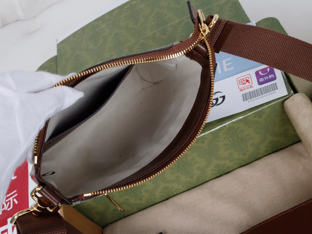 Women's Shoulder Bags GUCCI 18065376