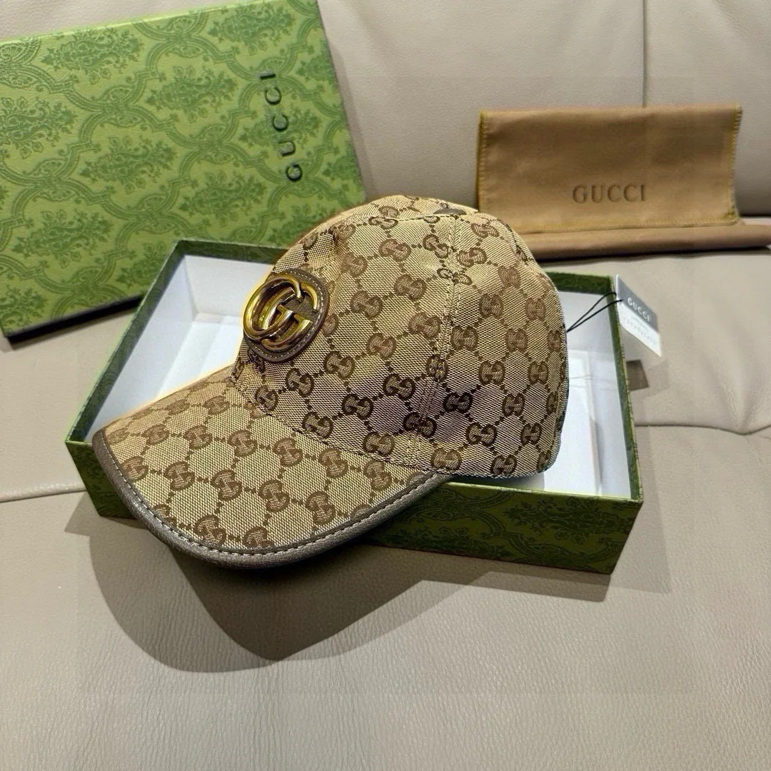 Hats GUCCI 18347104