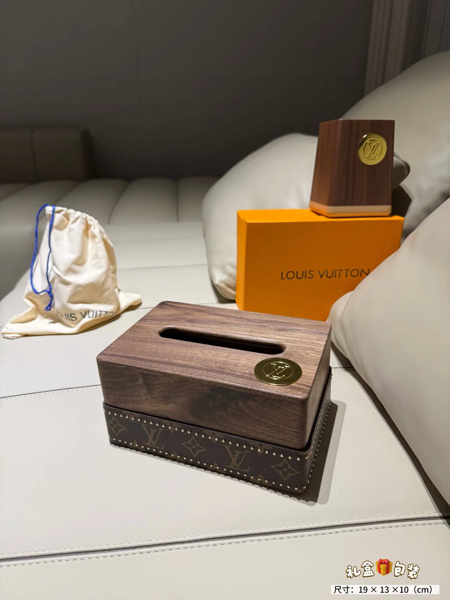Textiles LOUIS VUITTON 18013624