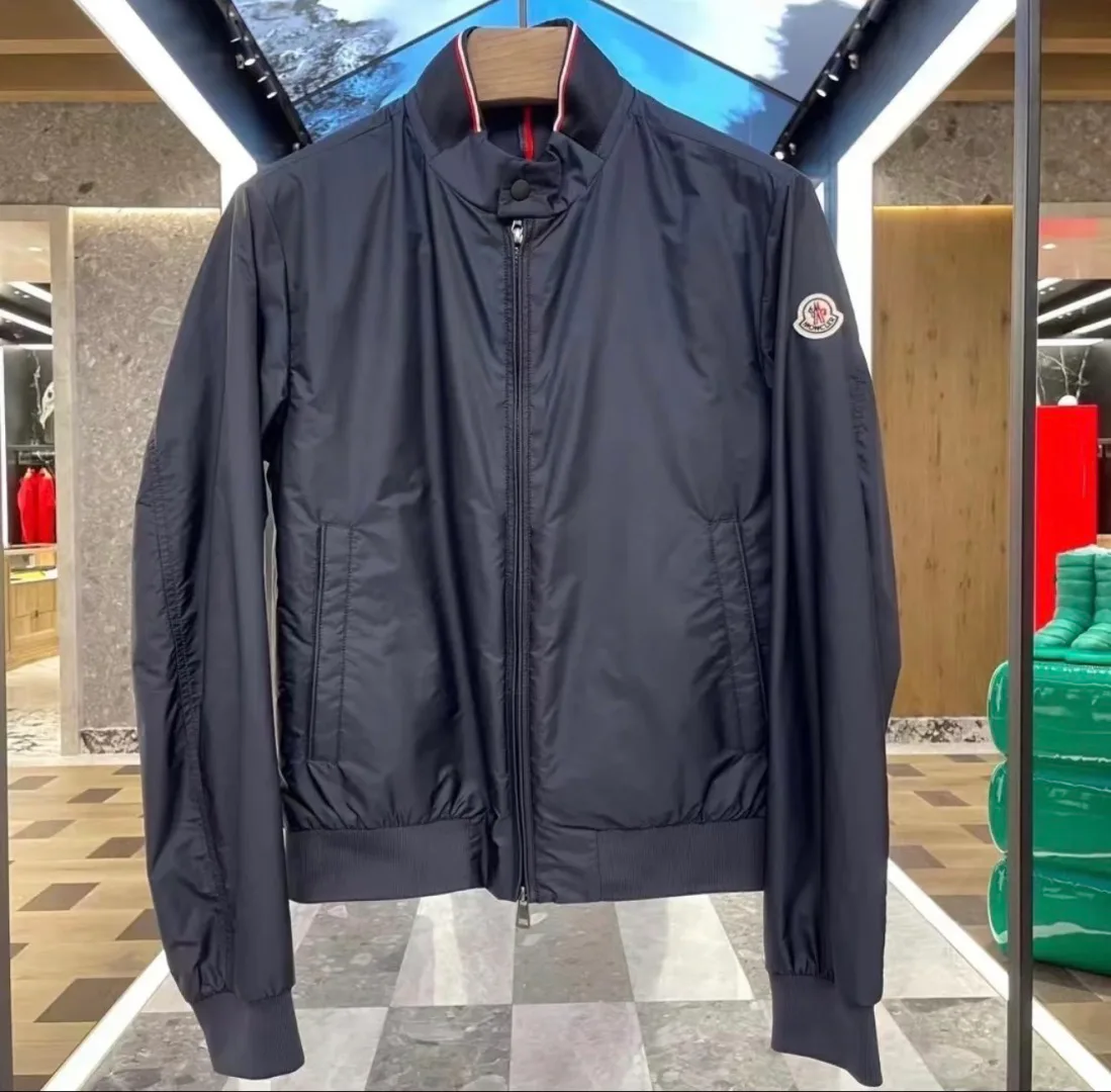 Куртки И Пуховики Мужские Moncler 18596192