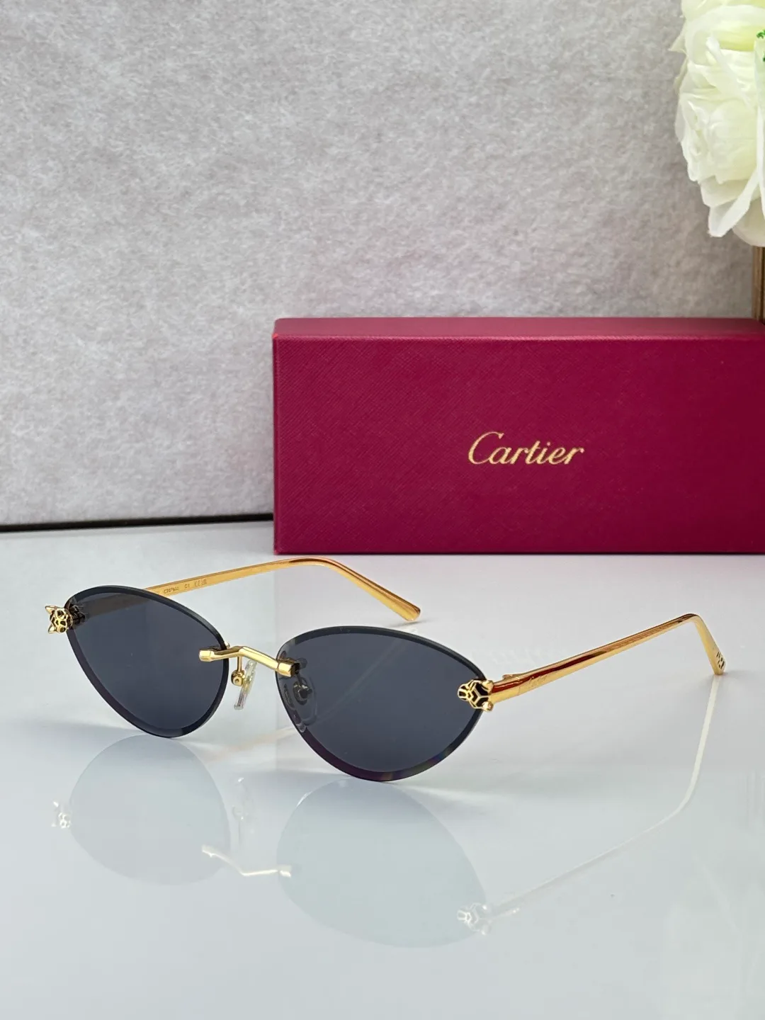 Glasses CARTIER 18441803