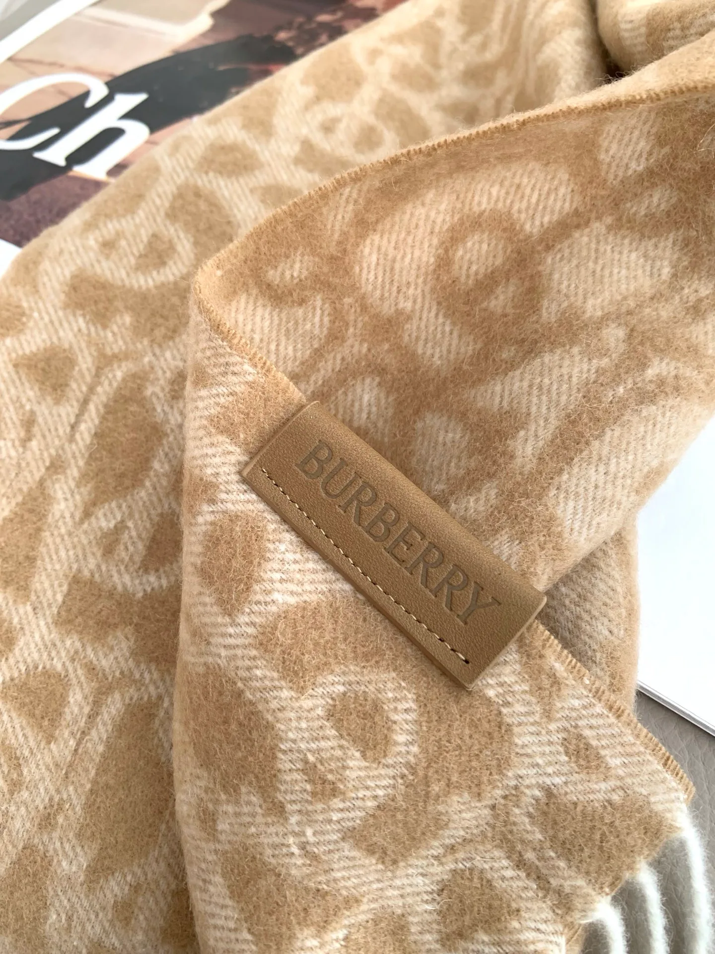 Scarves BURBERRY 18222529