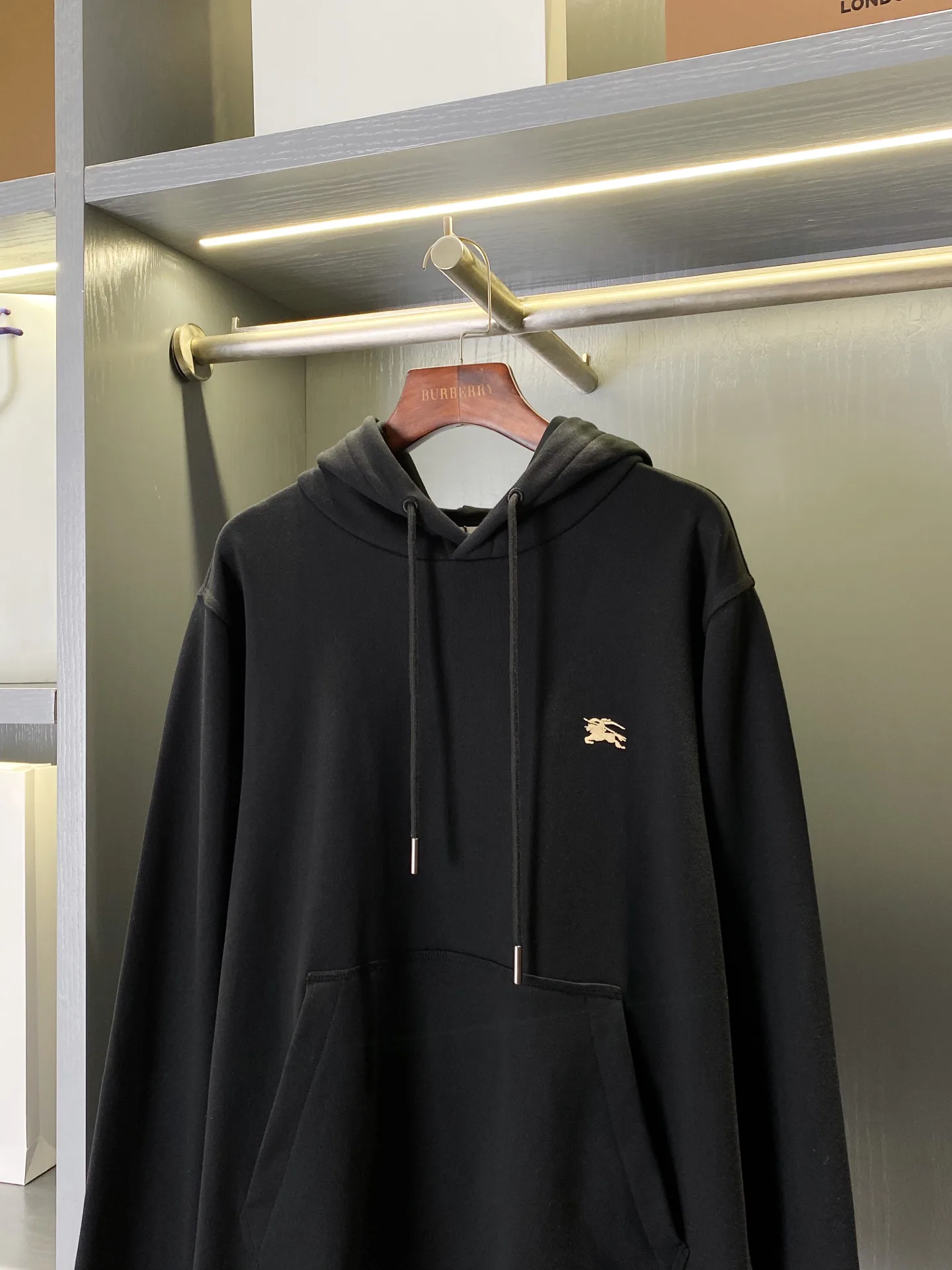 Women's Sweatshirts And Hoodies BURBERRY 18141411