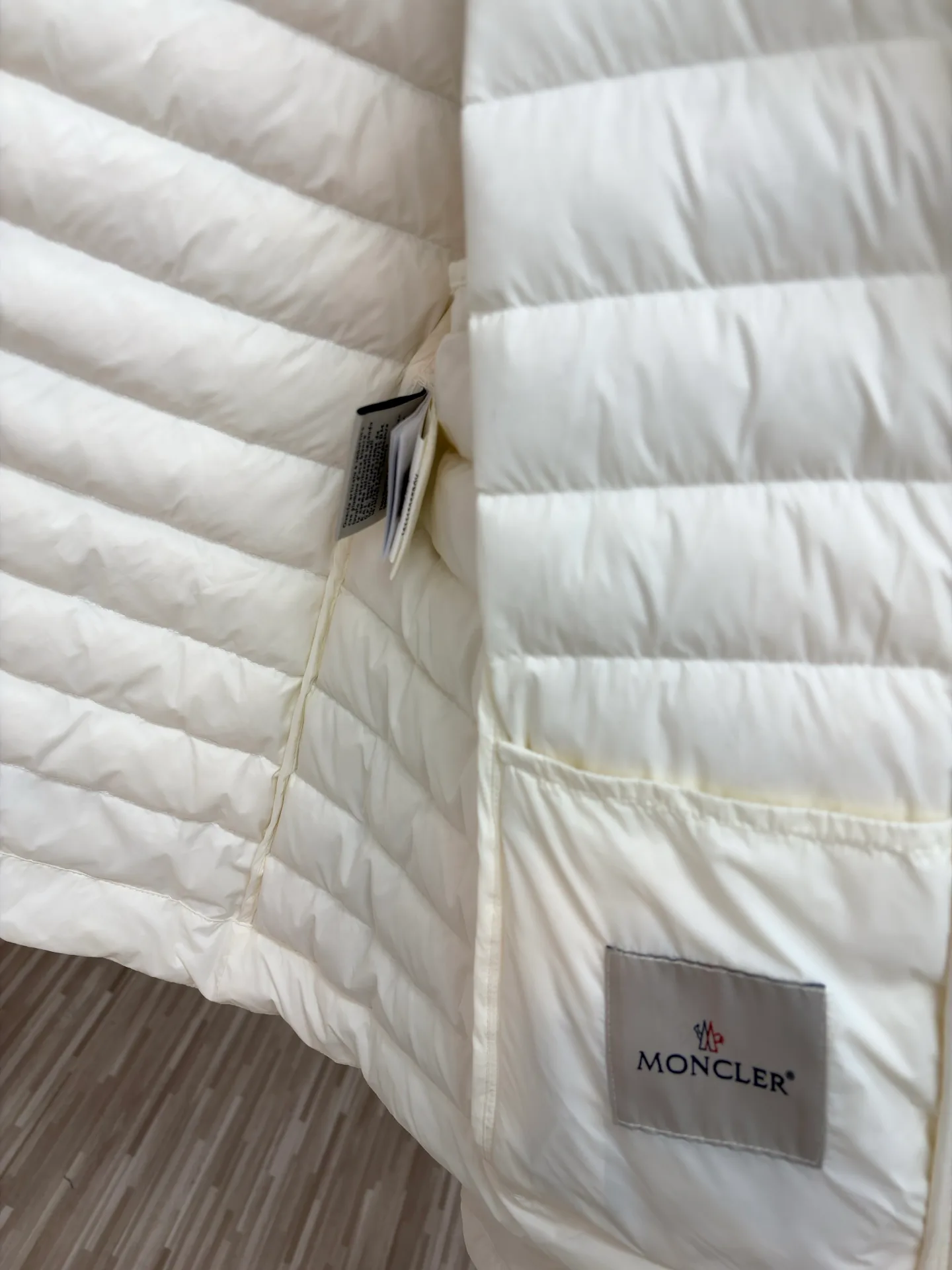 Men's Jackets And Down Jackets MONCLER 17908041
